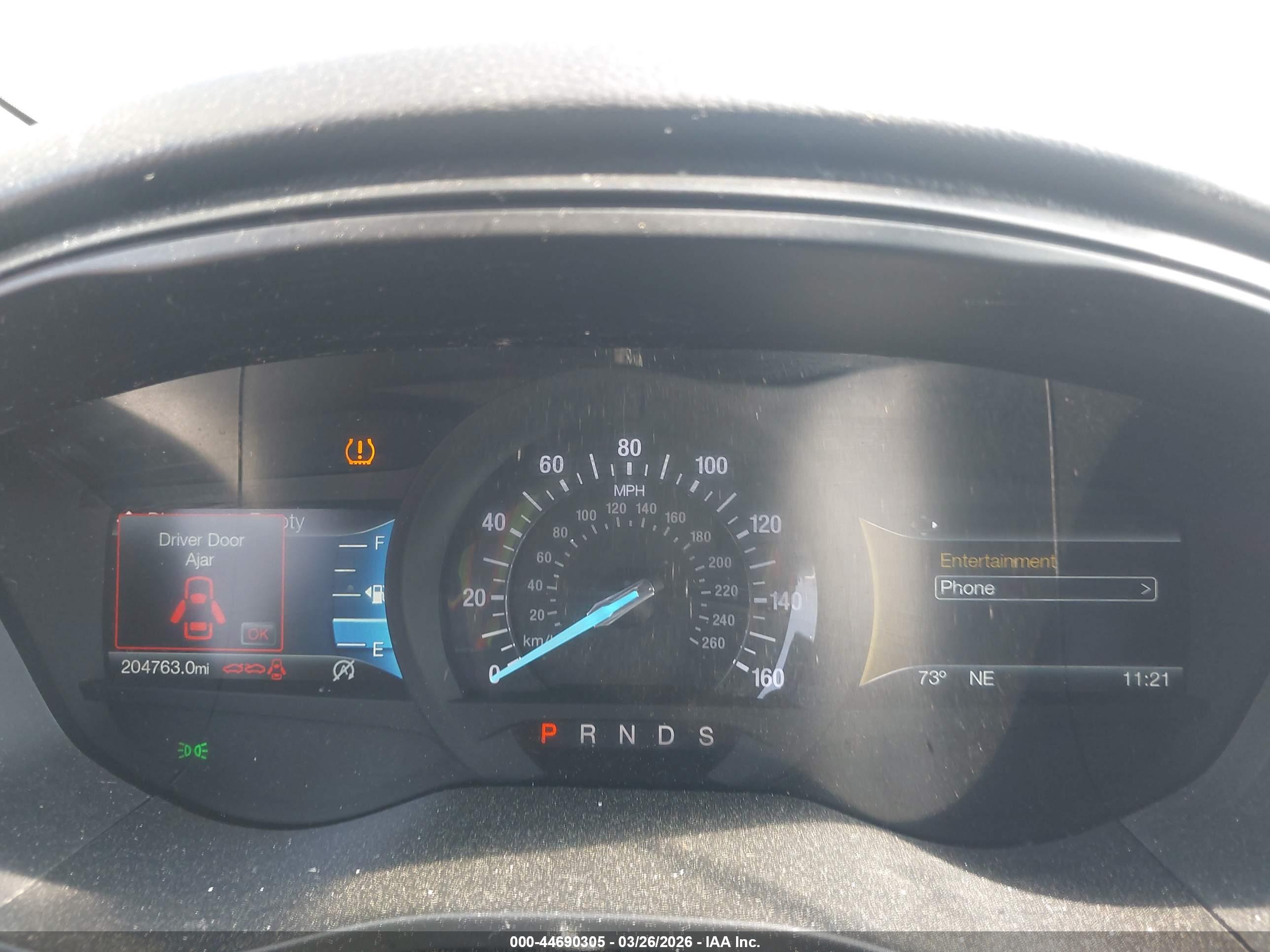 FORD FUSION image 7