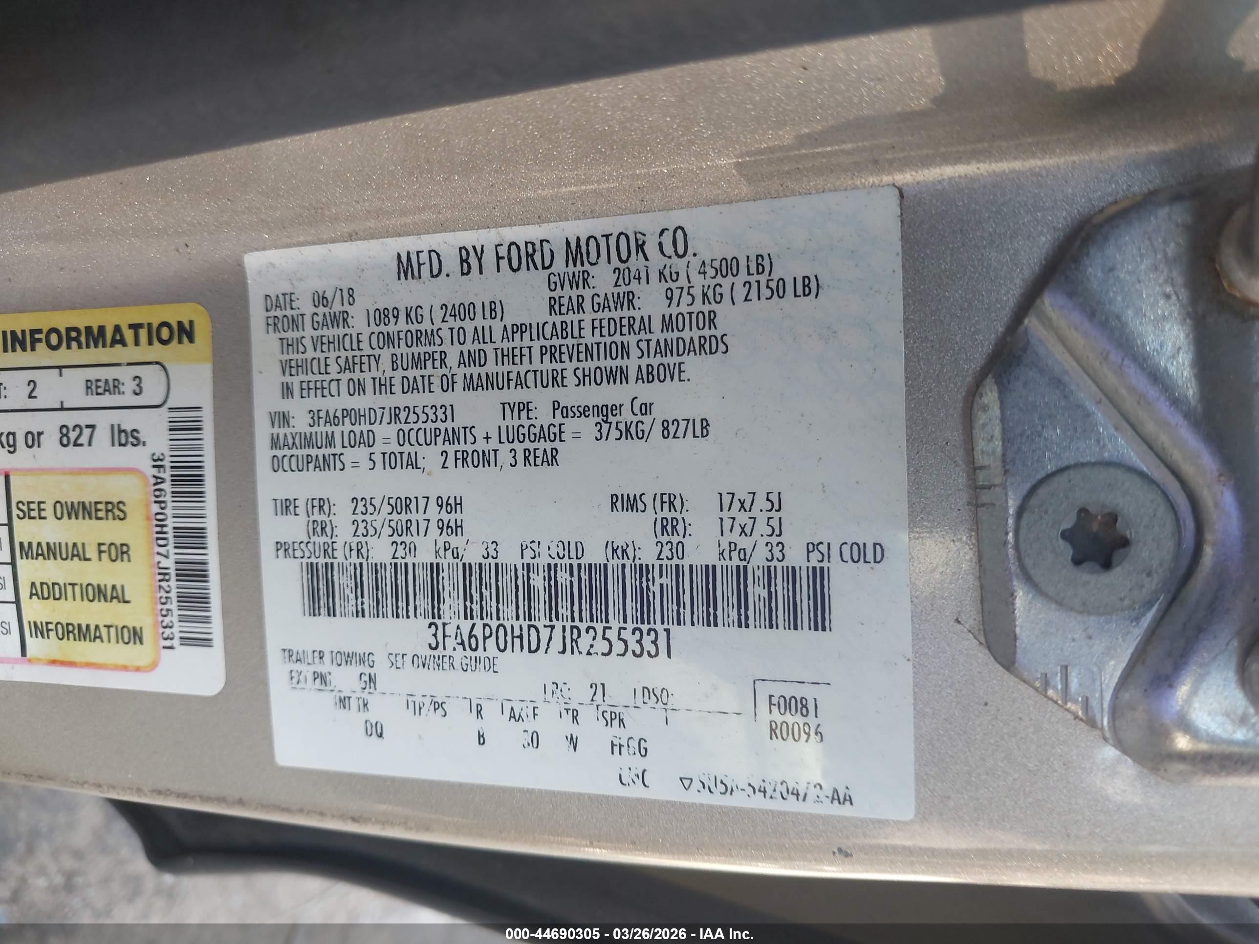 FORD FUSION image 9