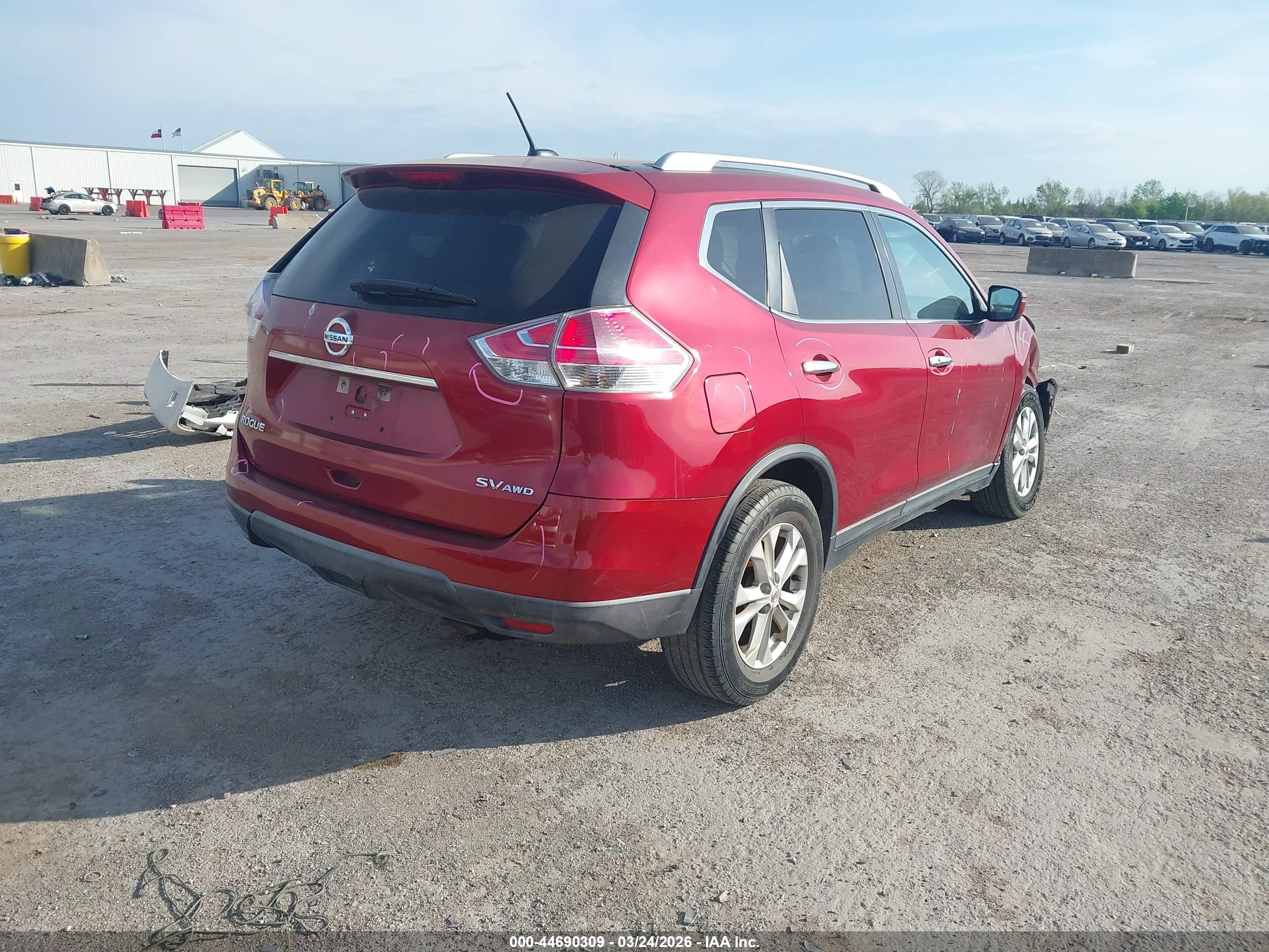 NISSAN ROGUE image 4