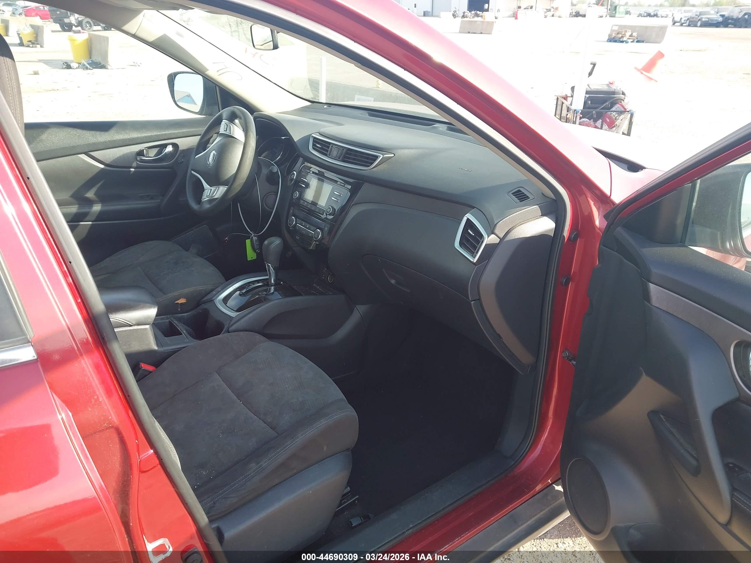 NISSAN ROGUE image 5