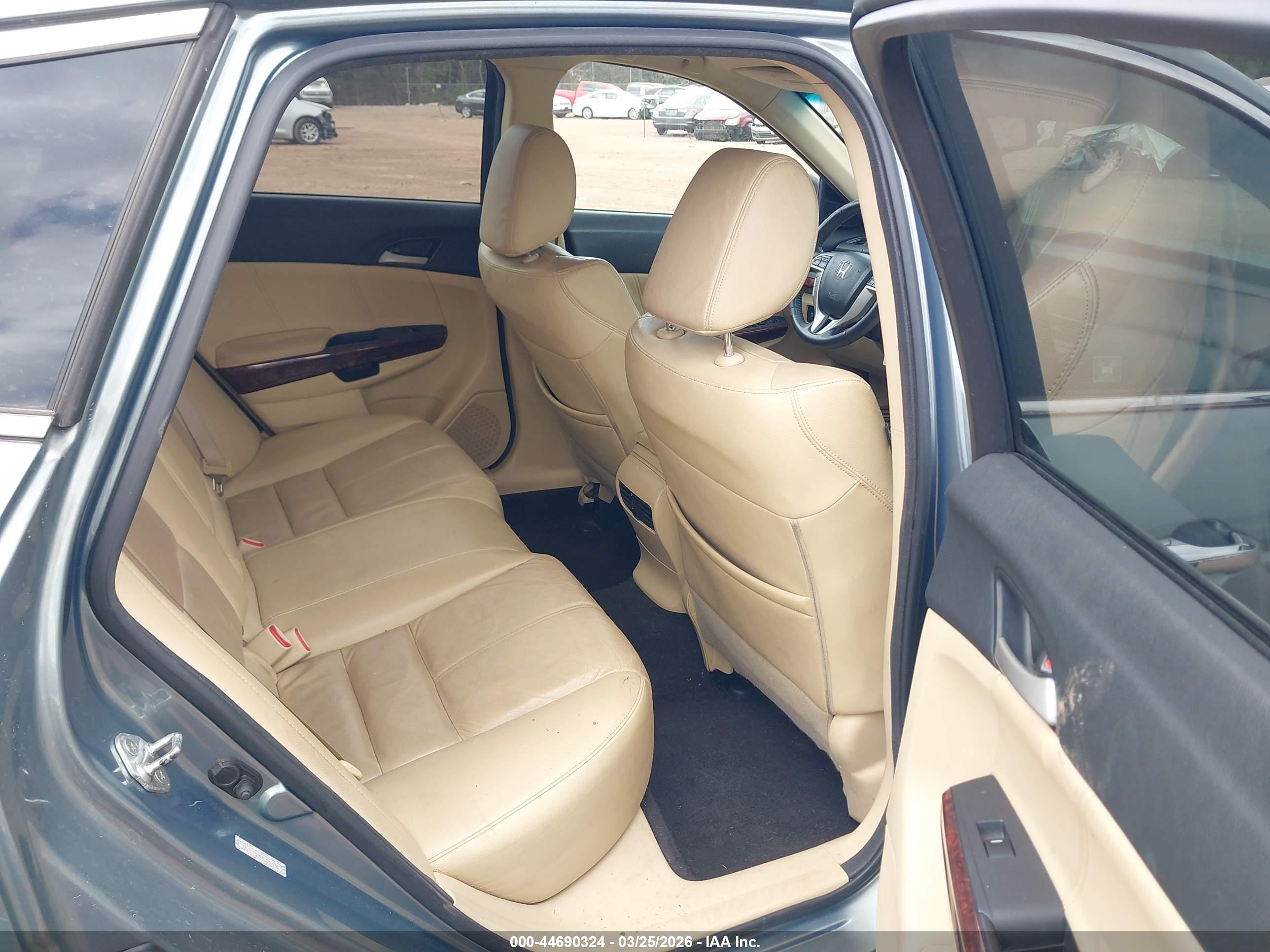 HONDA ACCORD image 8