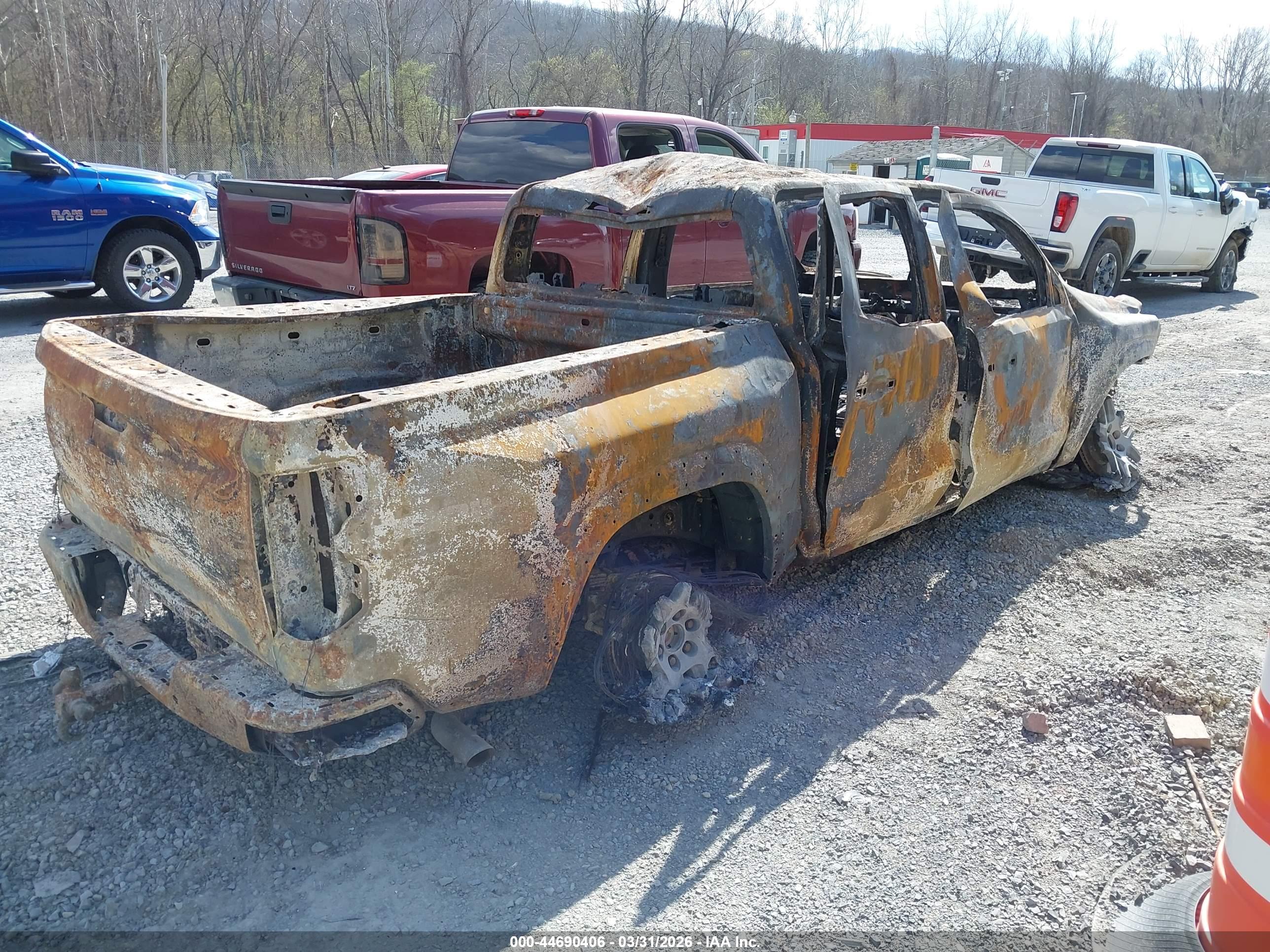CHEVROLET COLORADO image 4