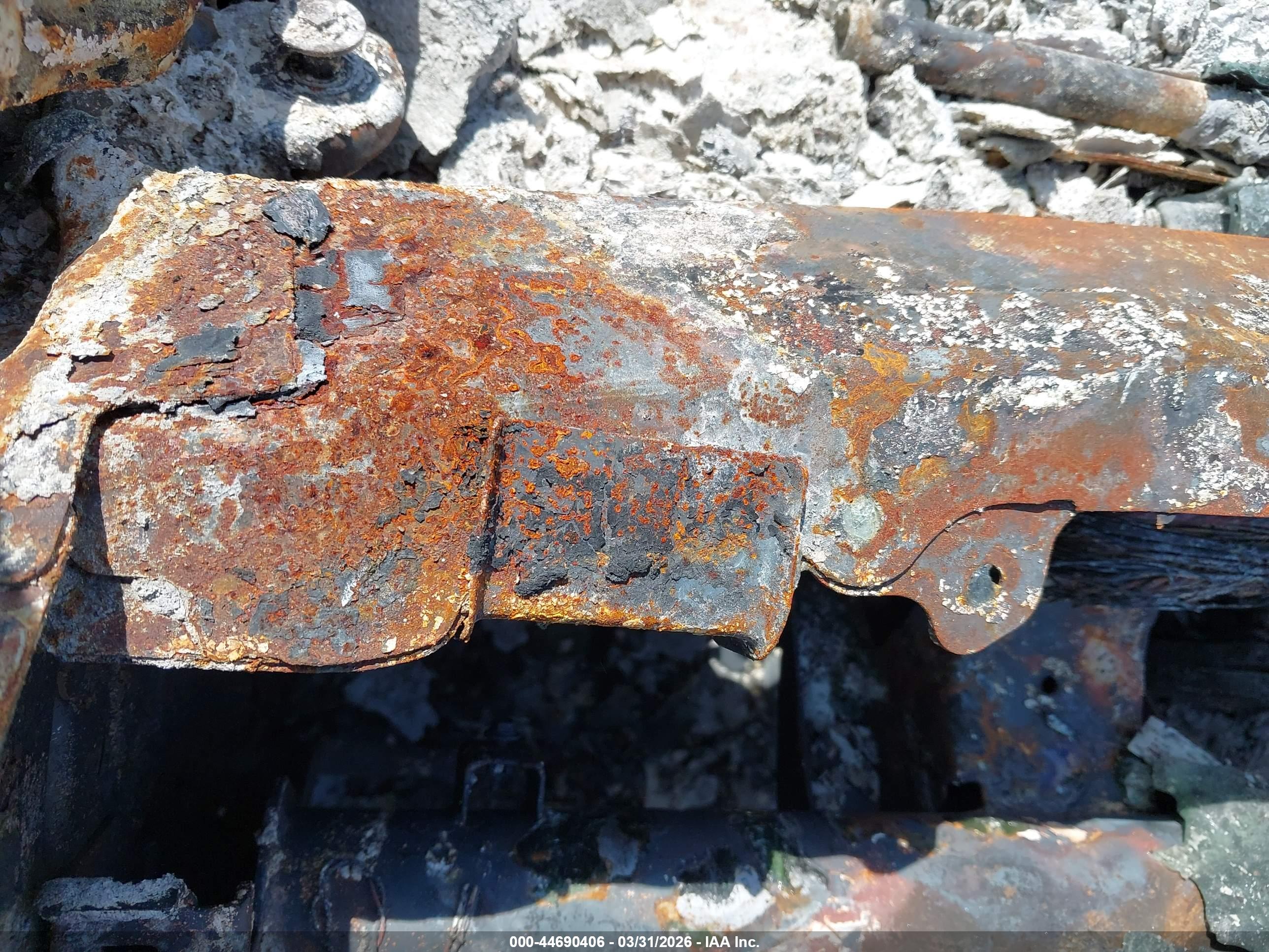 CHEVROLET COLORADO image 9