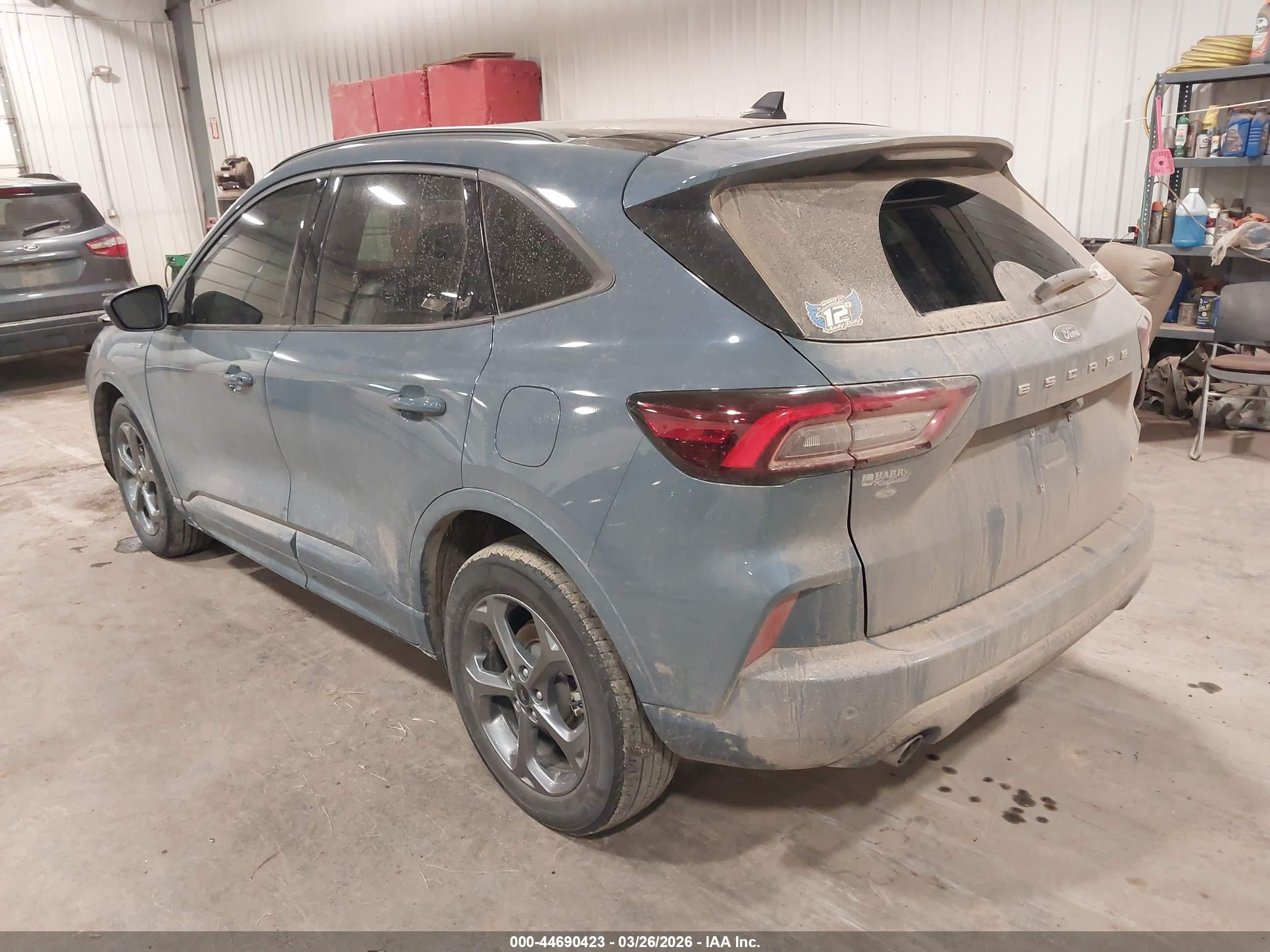 FORD ESCAPE image 3