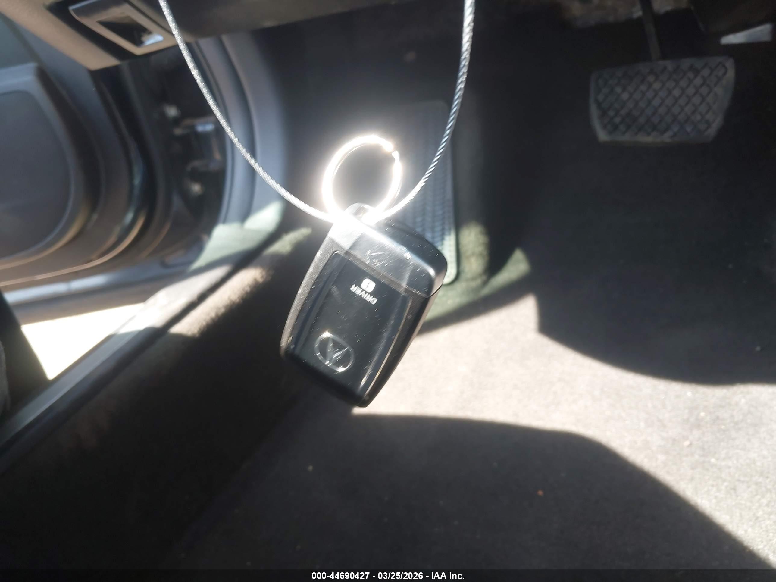 ACURA TLX image 11