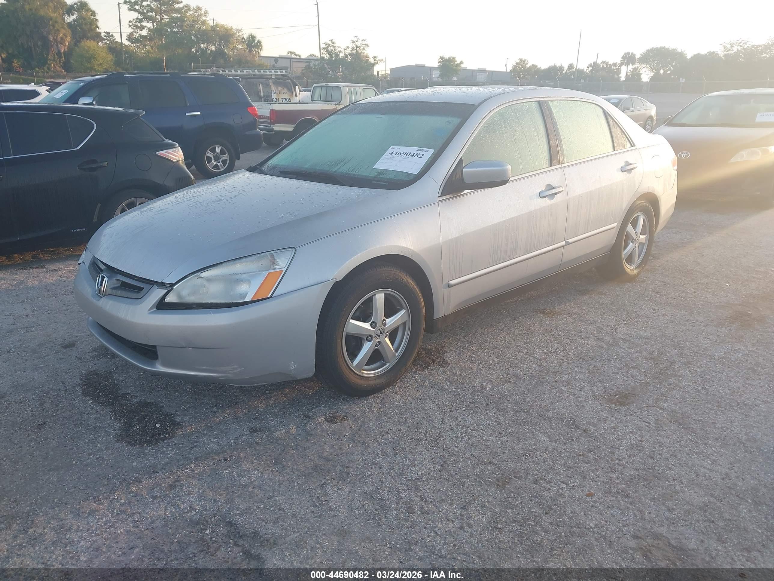 HONDA ACCORD image 2