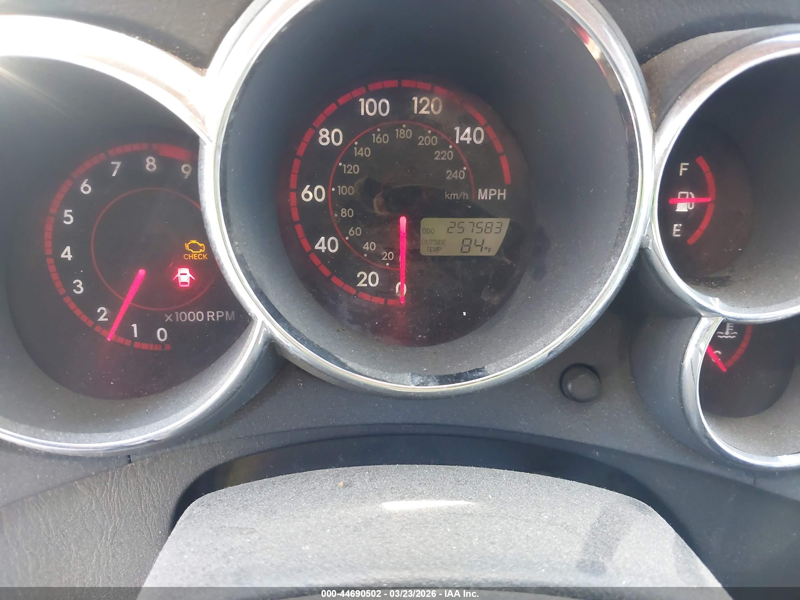 TOYOTA MATRIX image 7