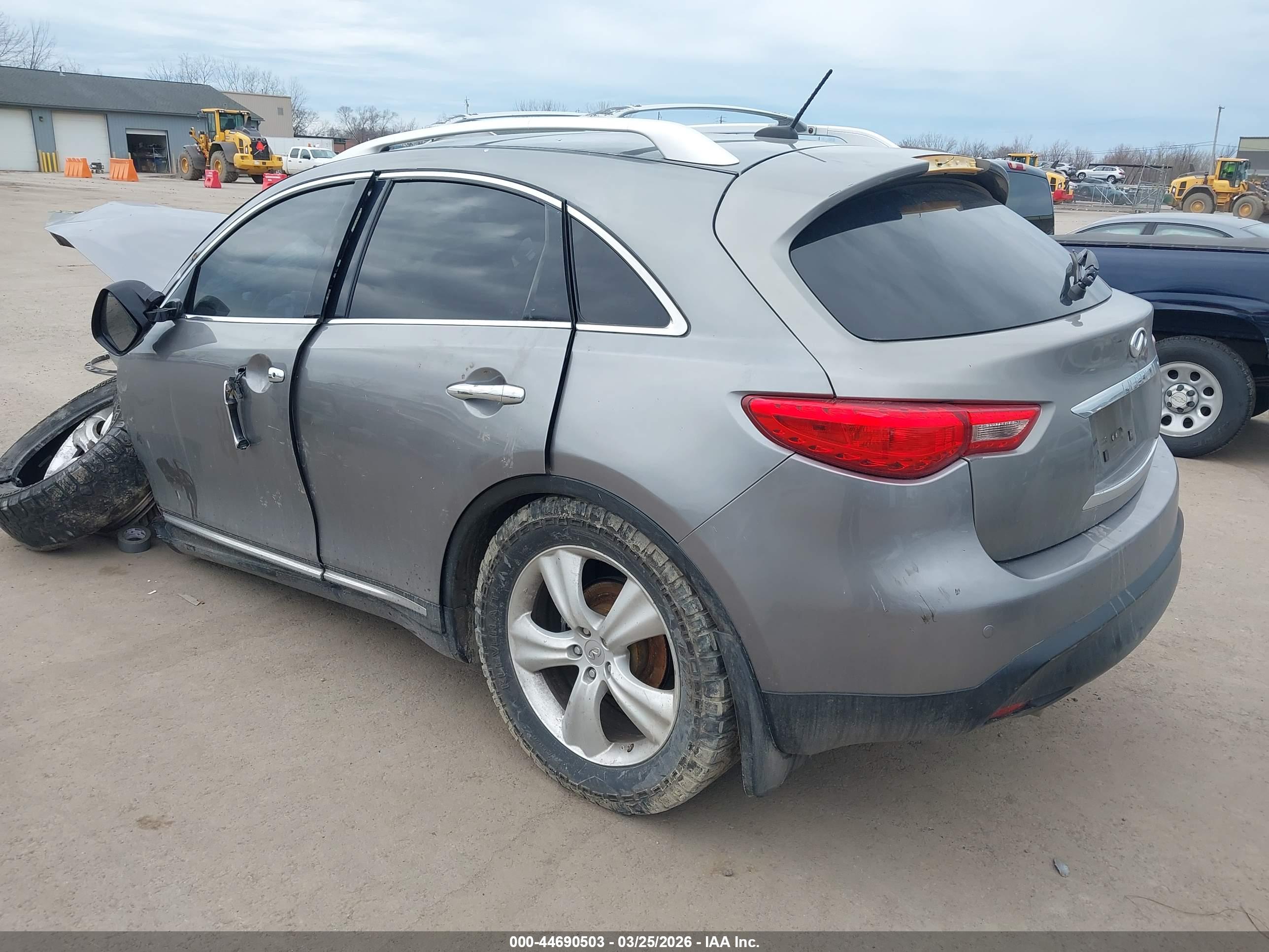INFINITI FX35 image 3