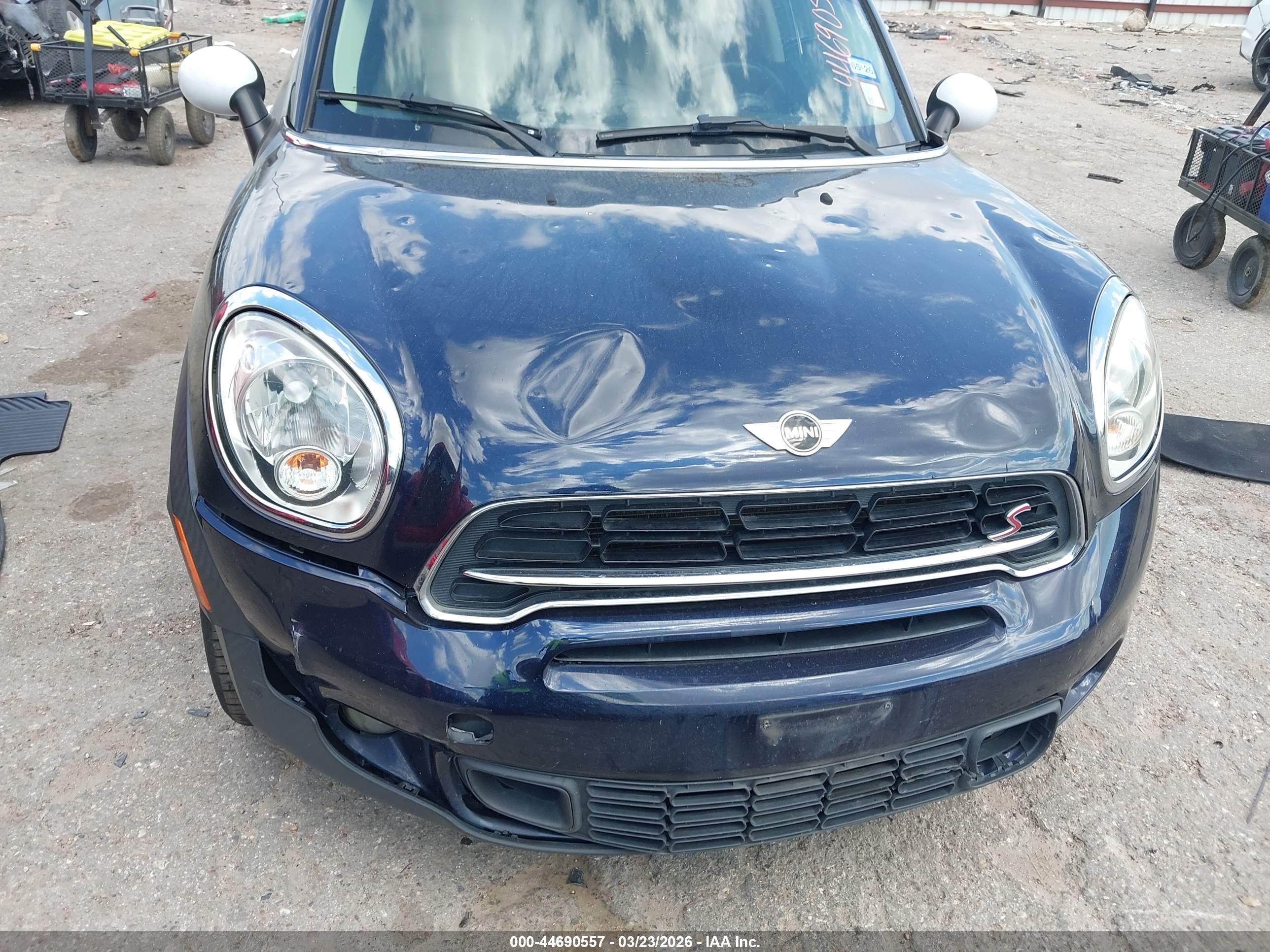 MINI COUNTRYMAN image 6