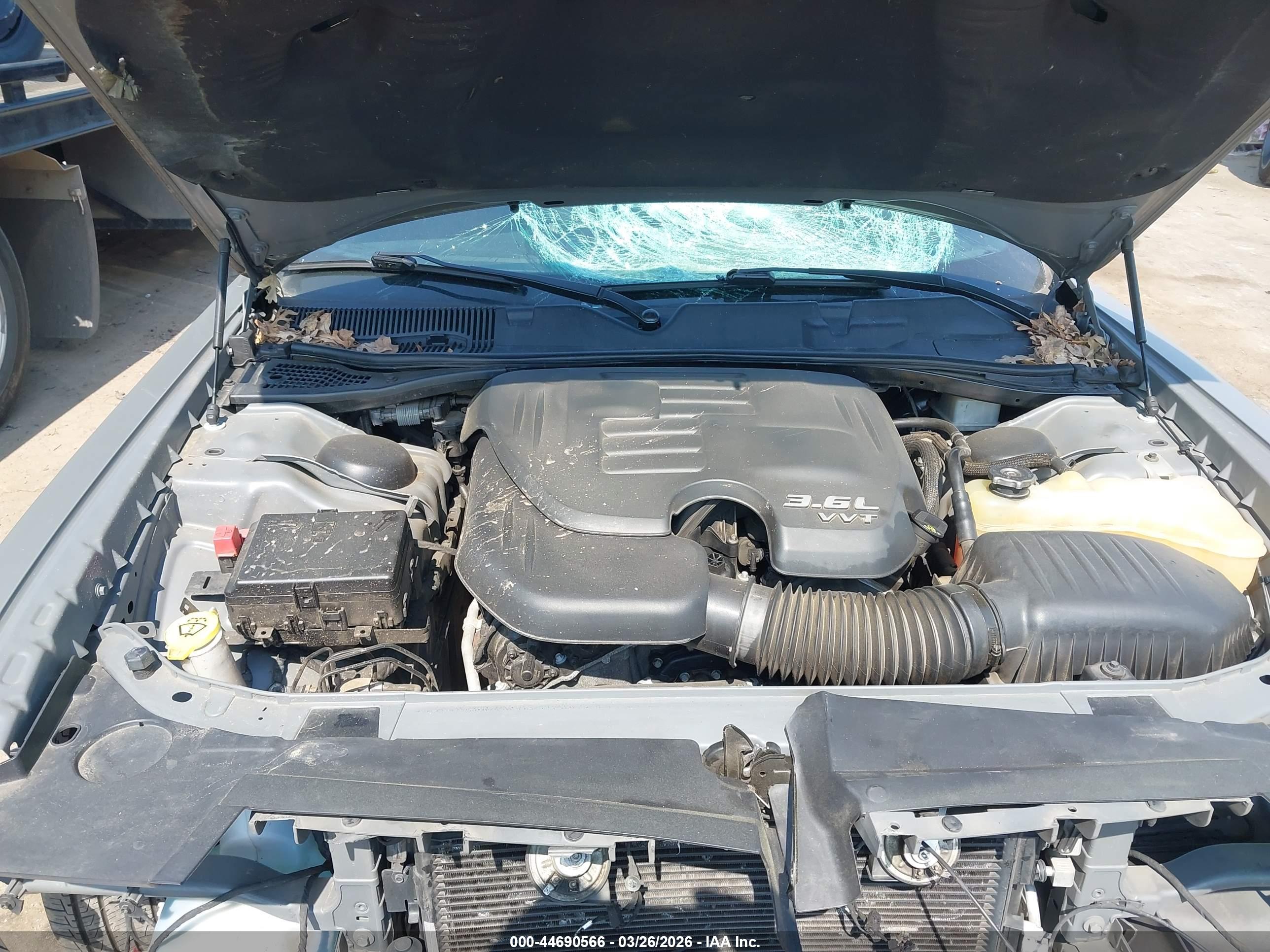 DODGE CHALLENGER image 10