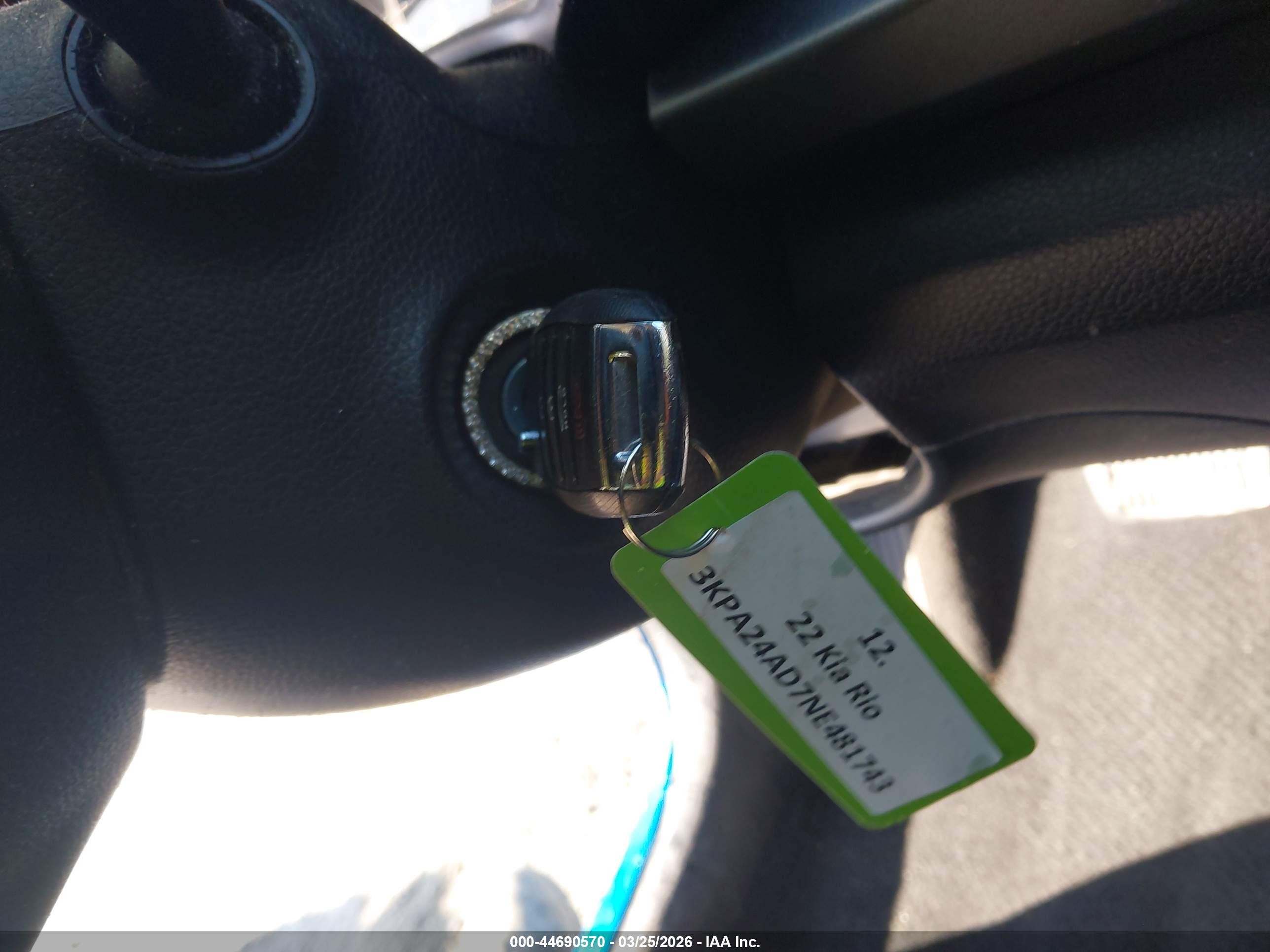 KIA RIO image 11