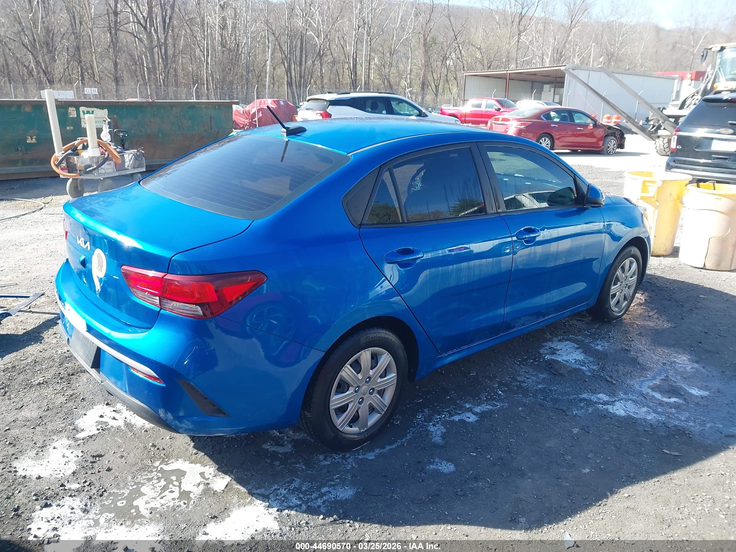 KIA RIO image 4