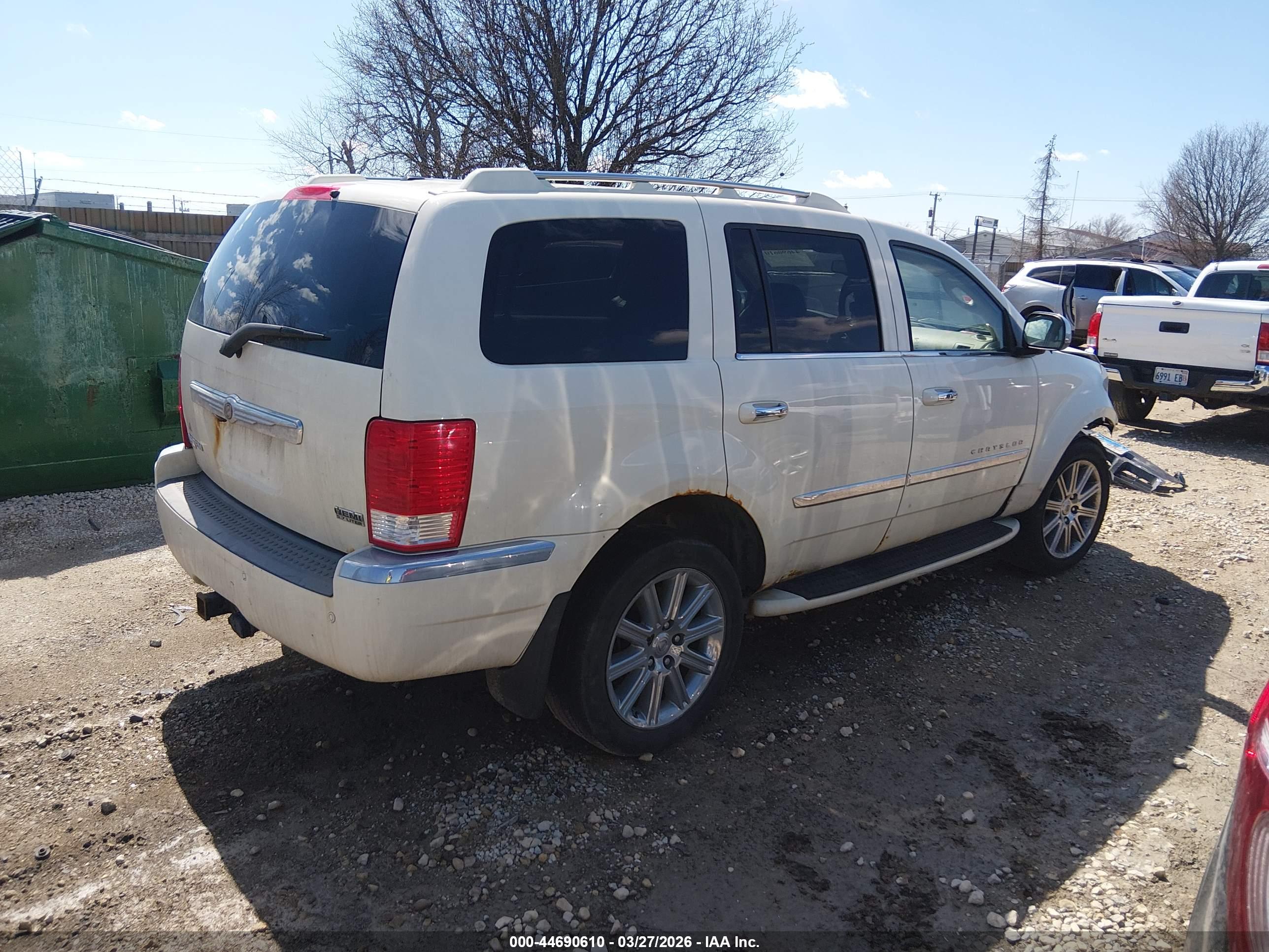 CHRYSLER ASPEN image 4