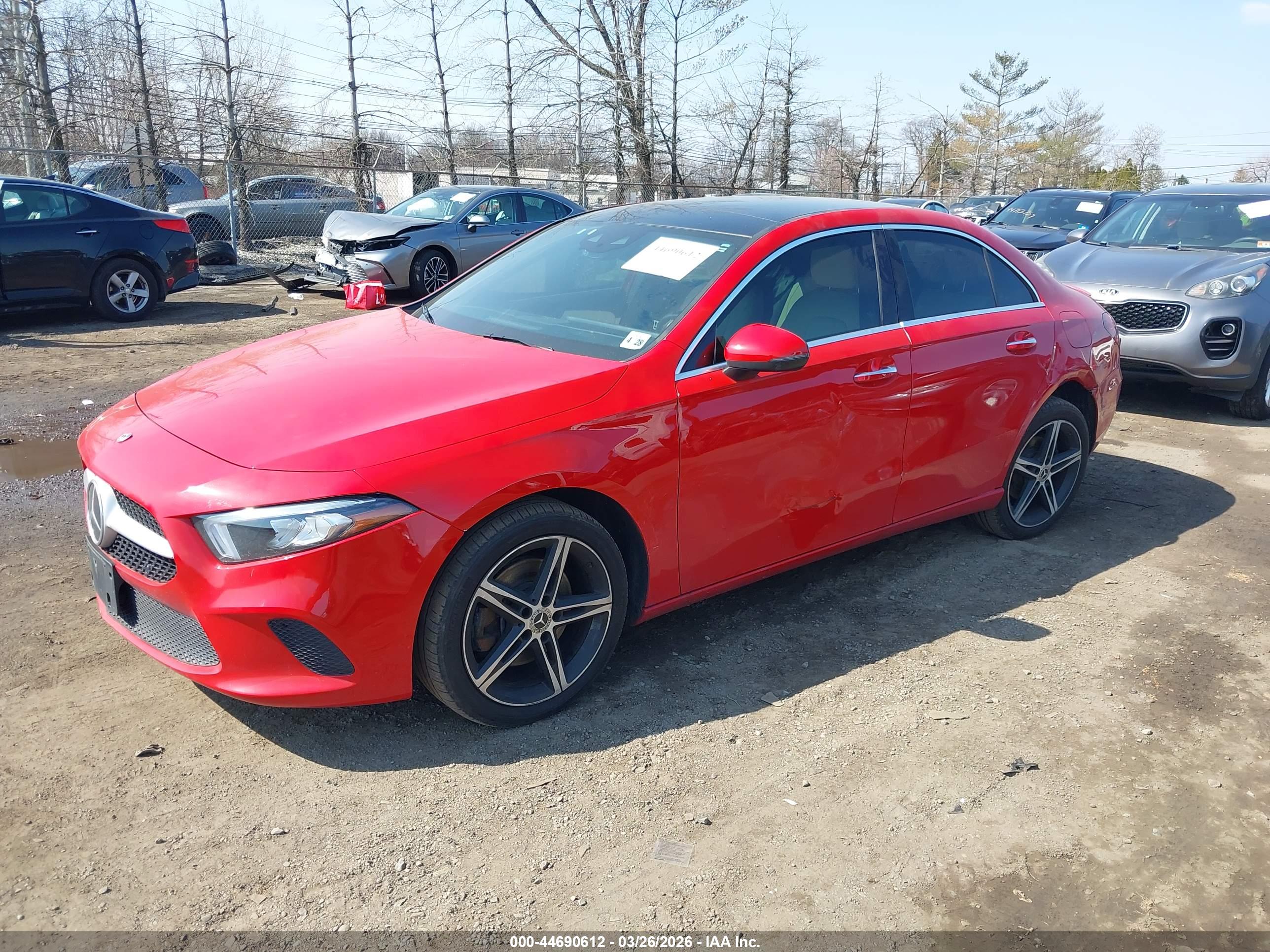 MERCEDES-BENZ A image 2