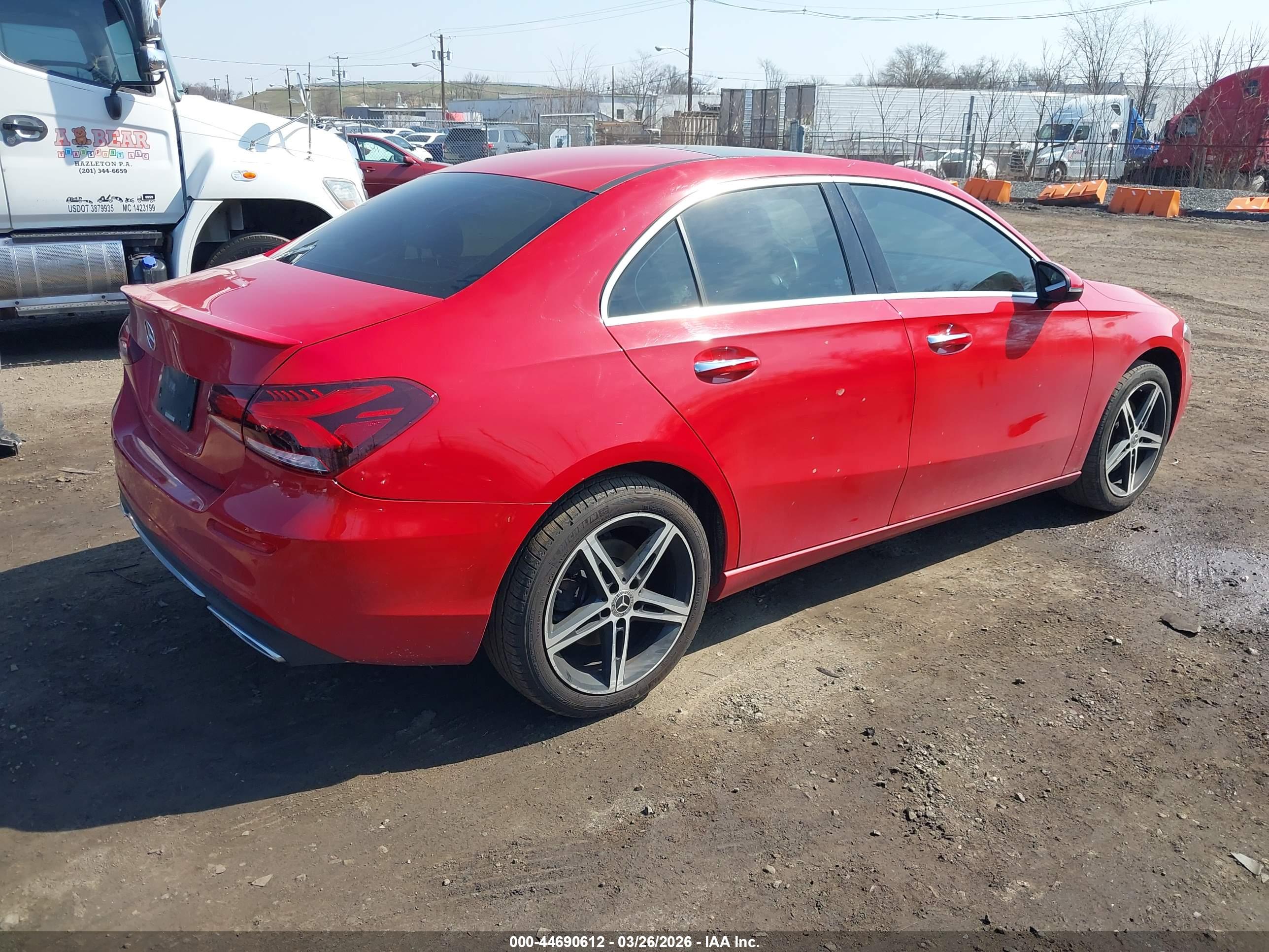 MERCEDES-BENZ A image 4