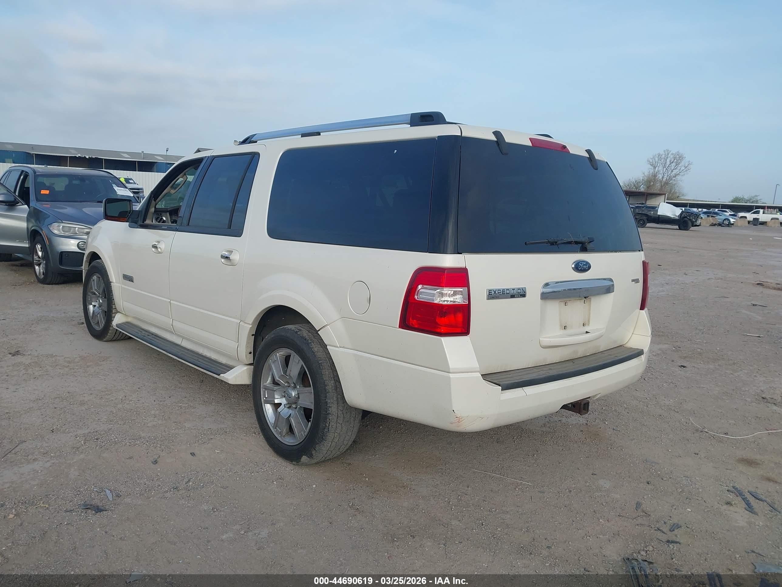 FORD EXPEDITION image 3