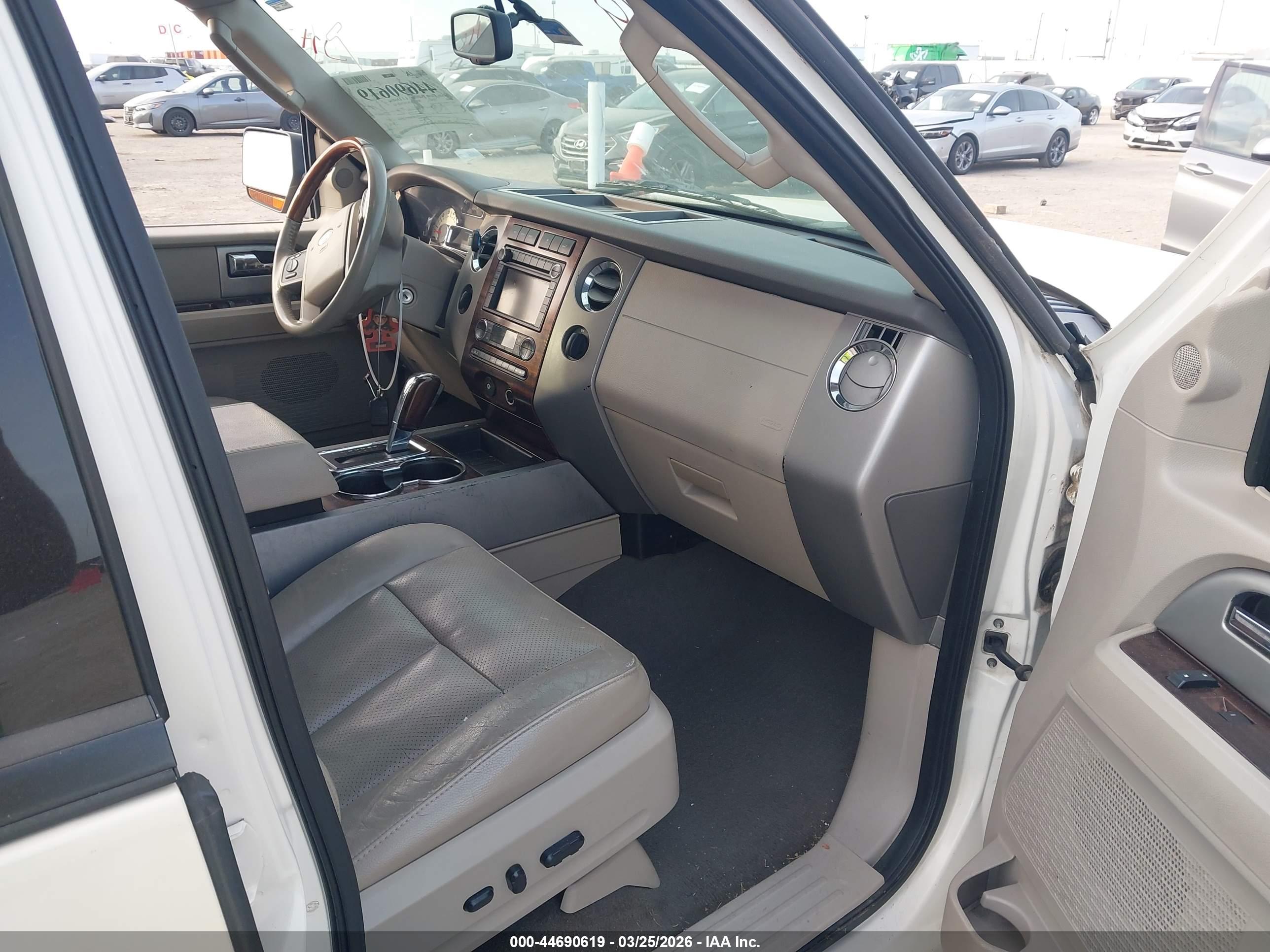 FORD EXPEDITION image 5