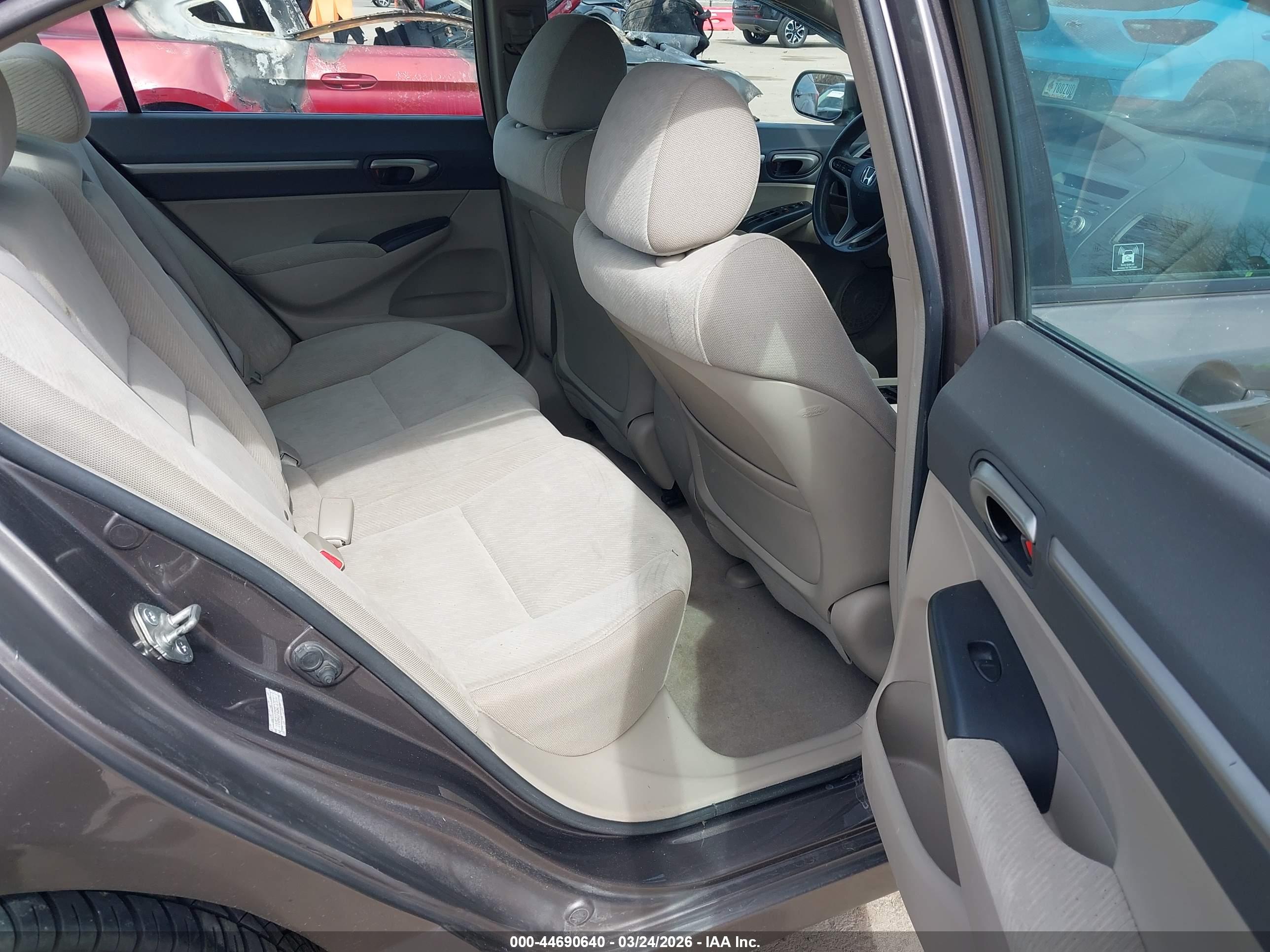 HONDA CIVIC image 8