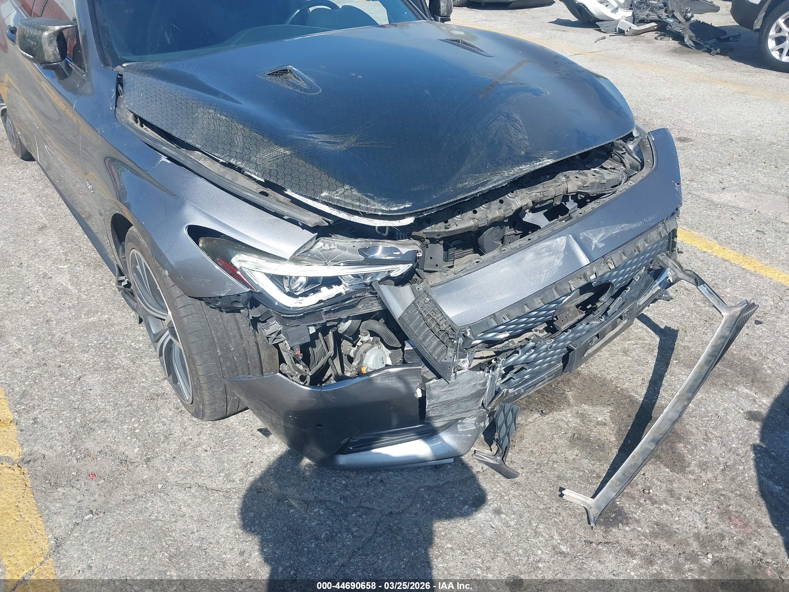 INFINITI Q60 image 6
