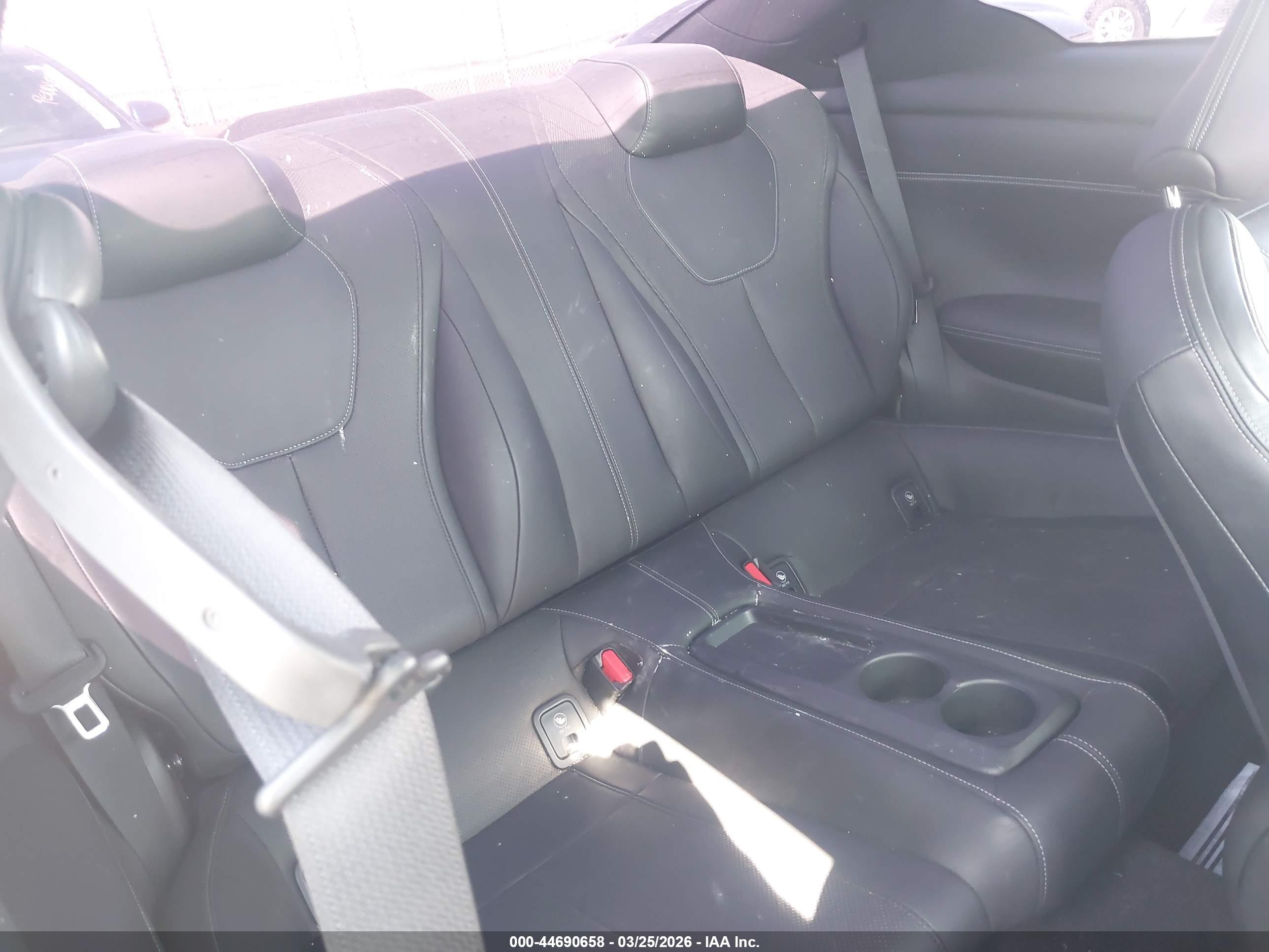 INFINITI Q60 image 8