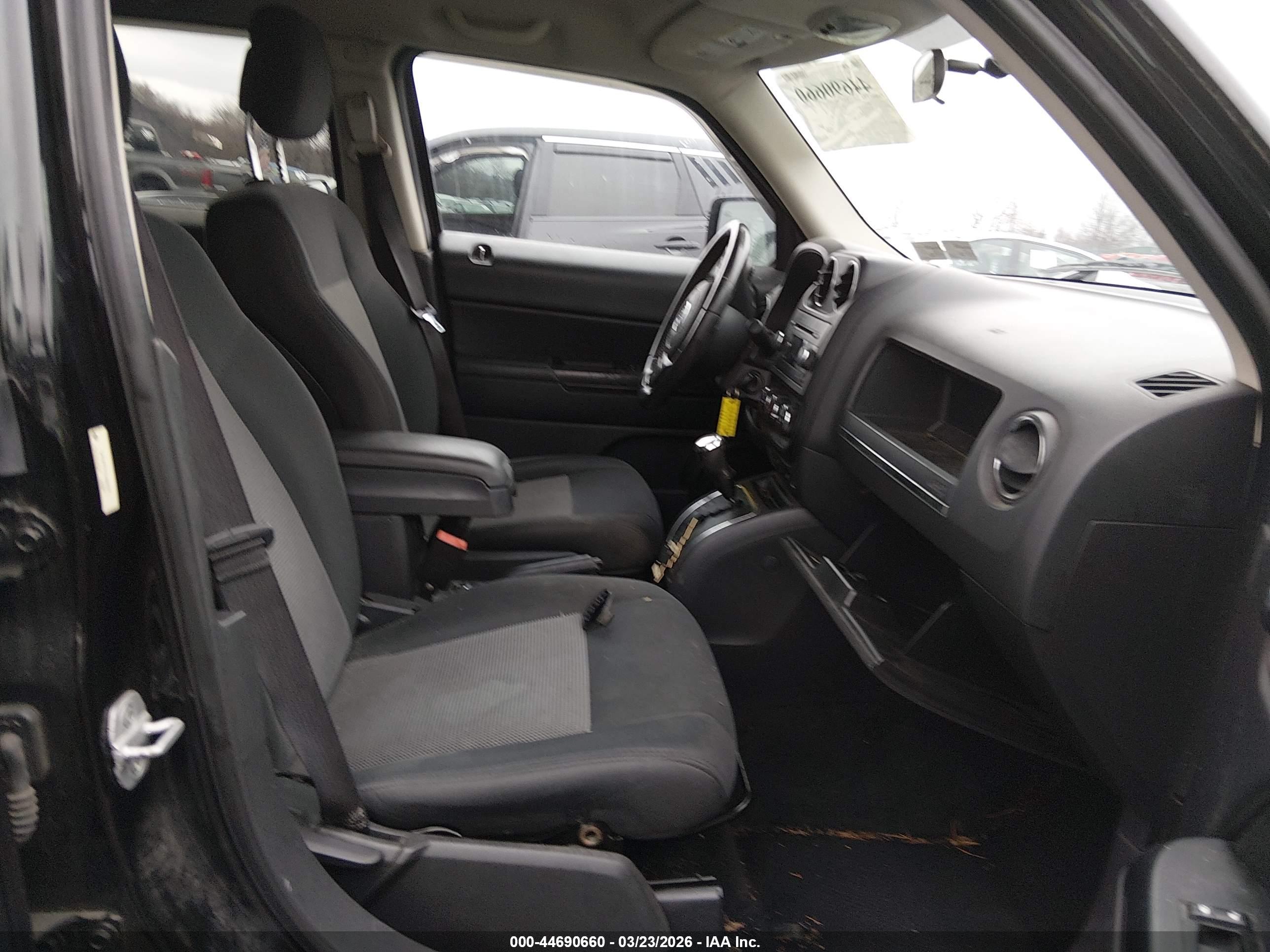 JEEP PATRIOT image 5