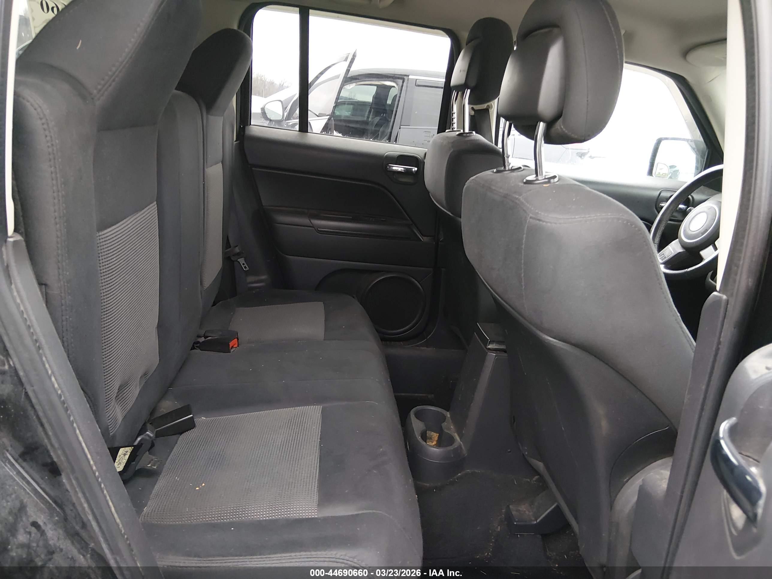 JEEP PATRIOT image 8