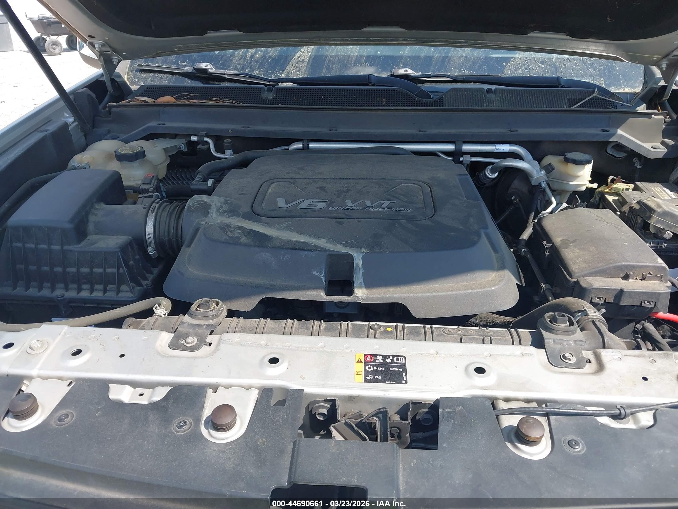CHEVROLET COLORADO image 10