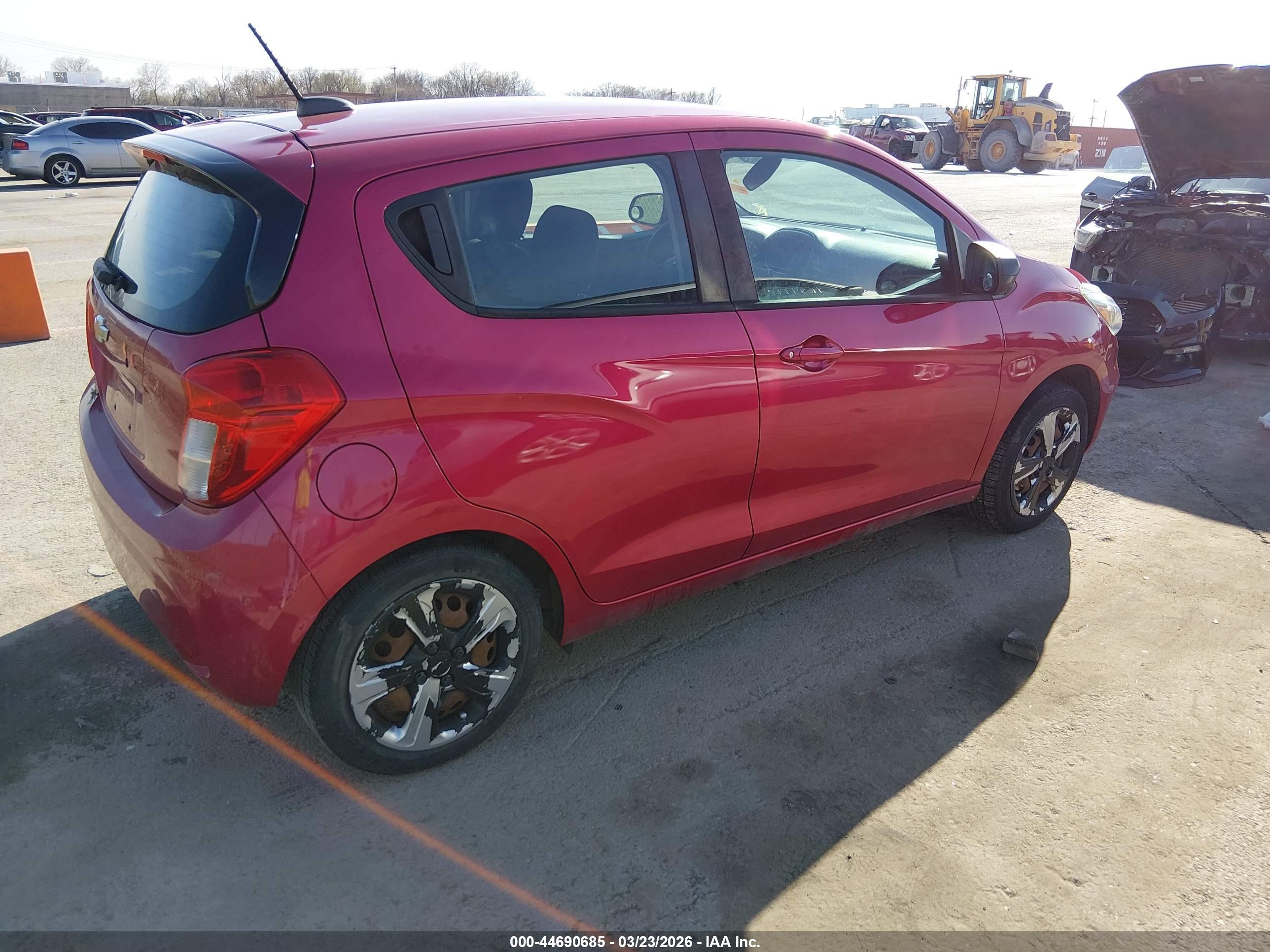 CHEVROLET SPARK image 4