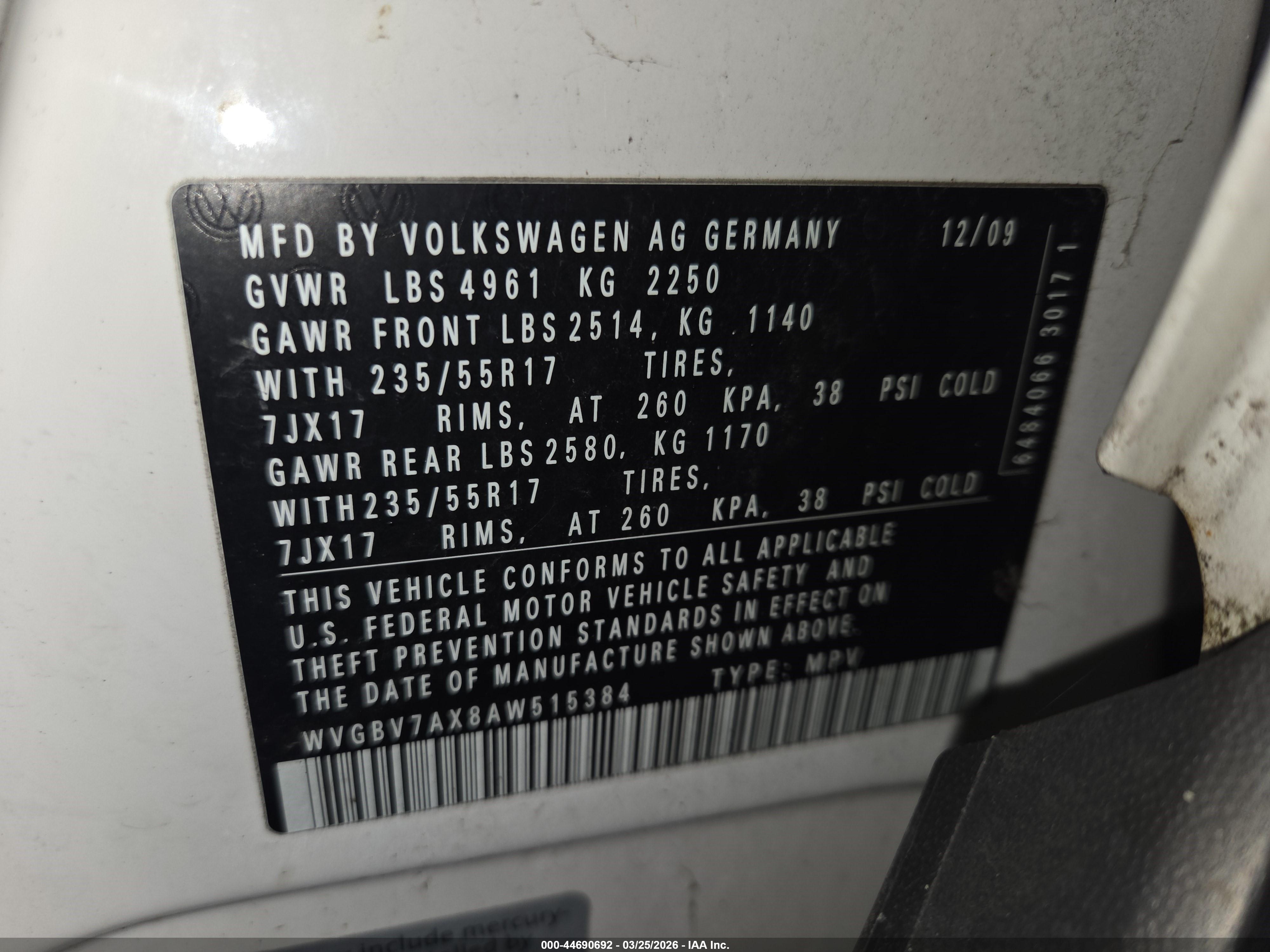 VOLKSWAGEN TIGUAN image 9