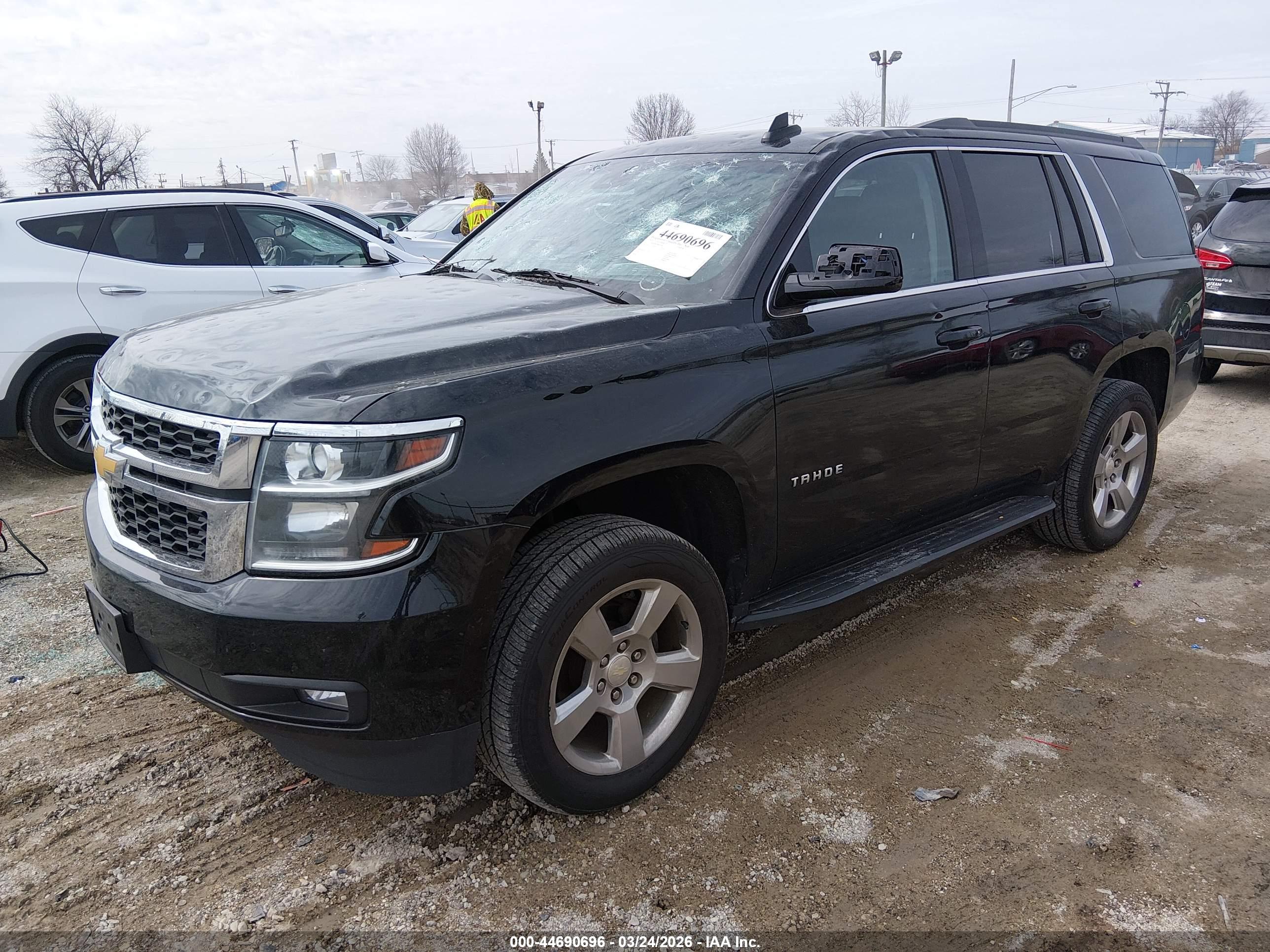 CHEVROLET TAHOE image 2