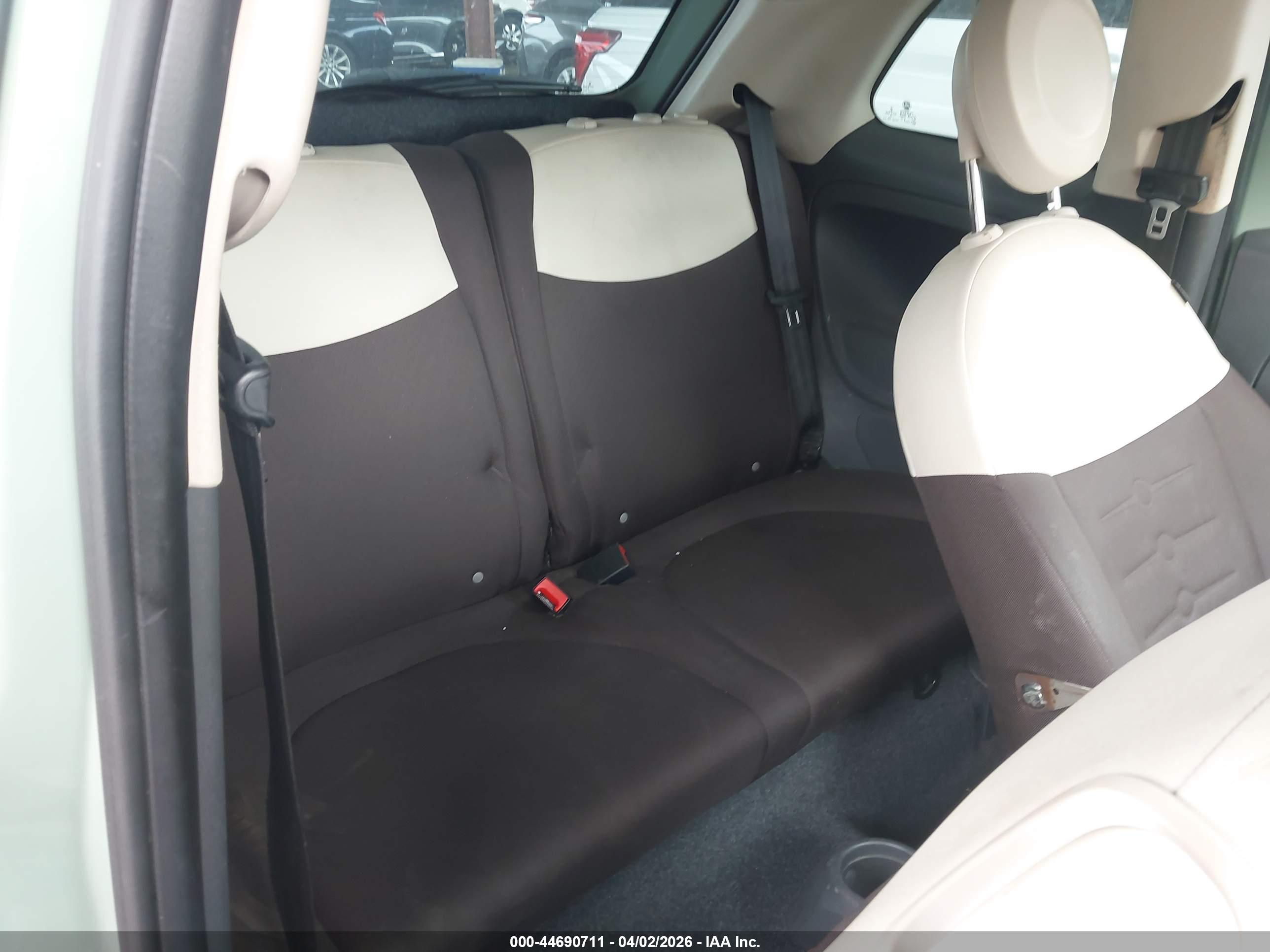 FIAT 500 image 8