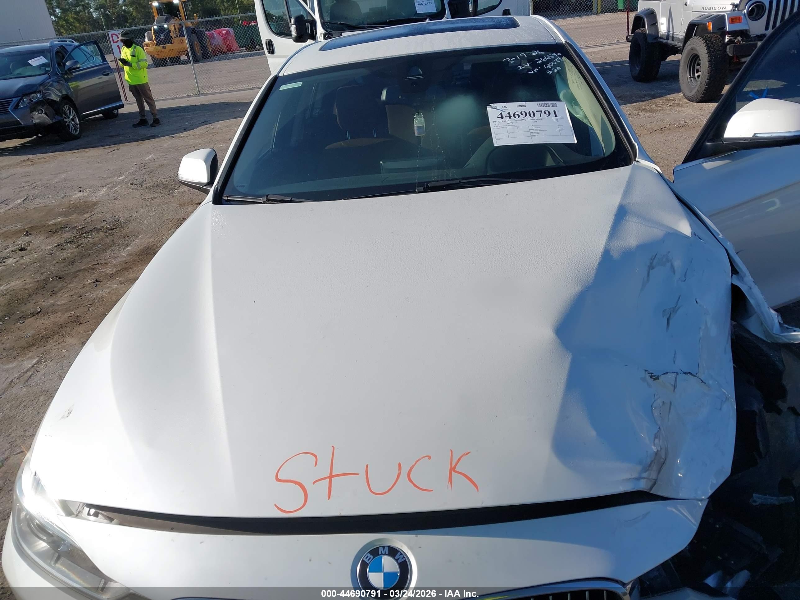 BMW 328I image 10
