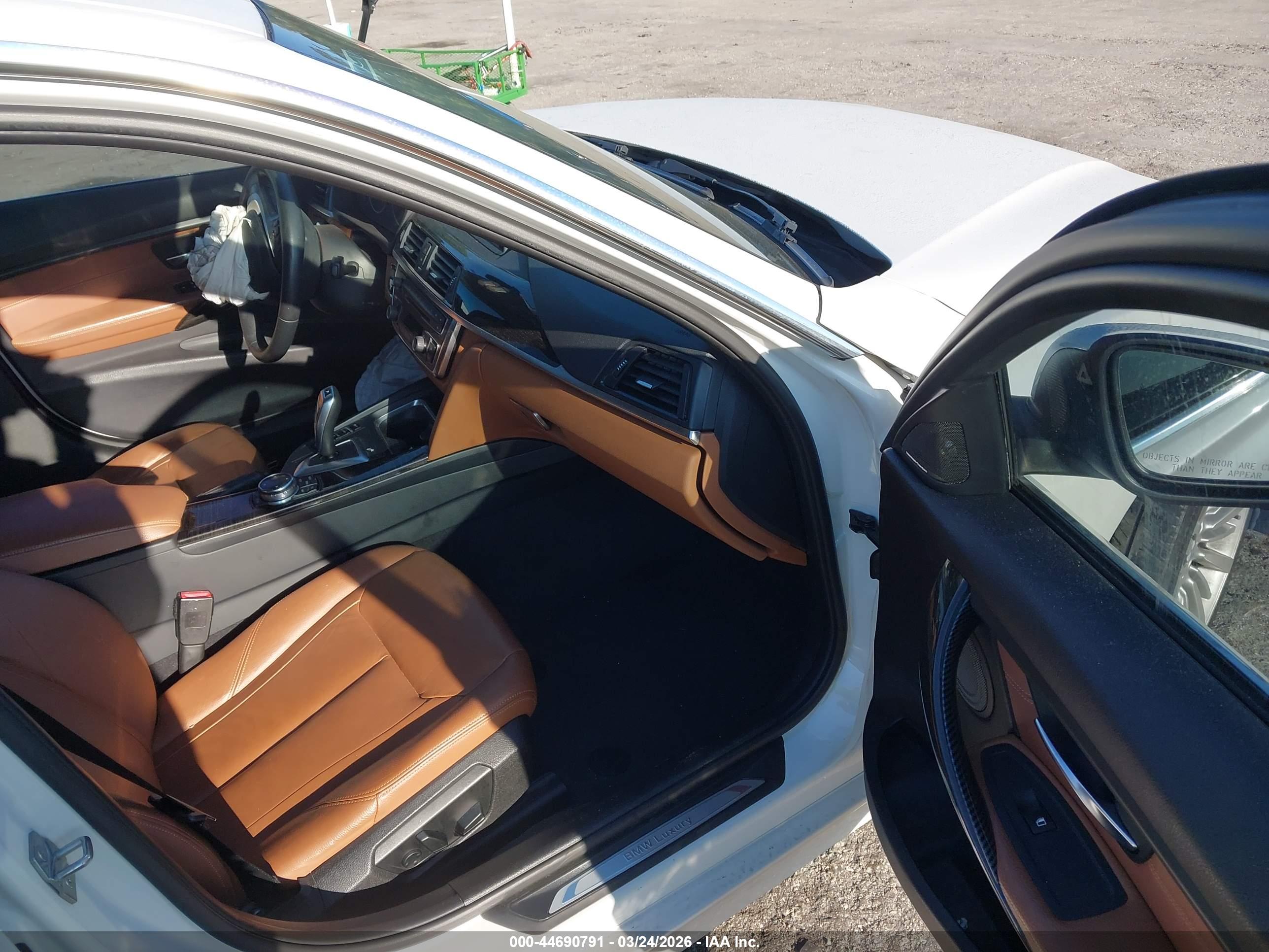 BMW 328I image 5