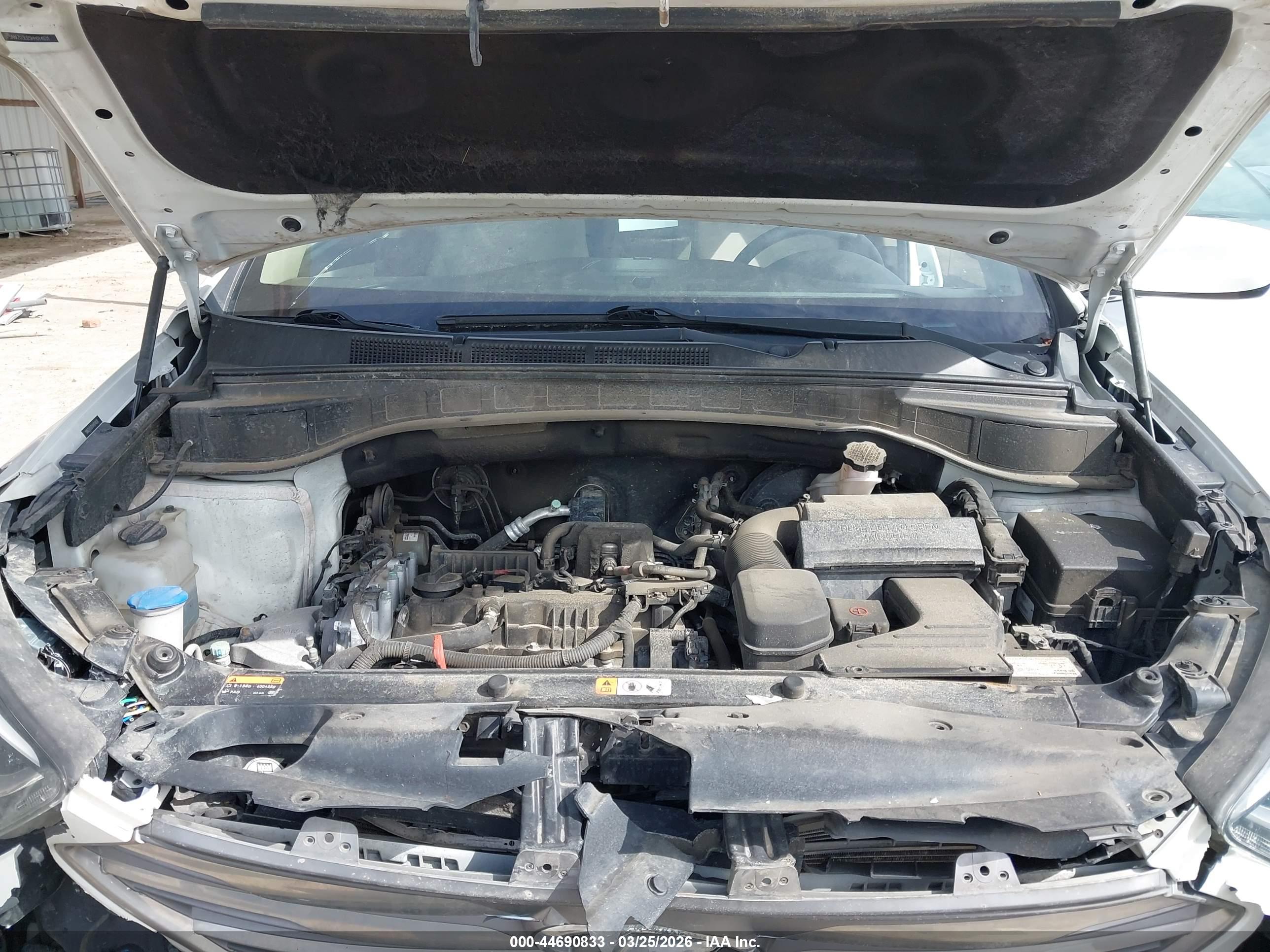 HYUNDAI SANTA image 10