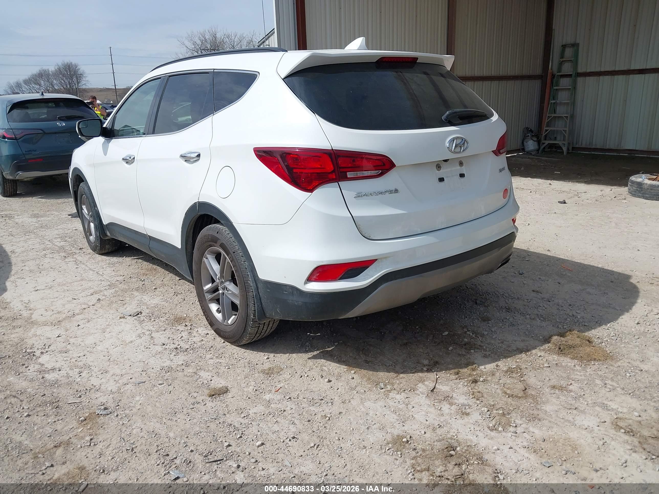 HYUNDAI SANTA image 3