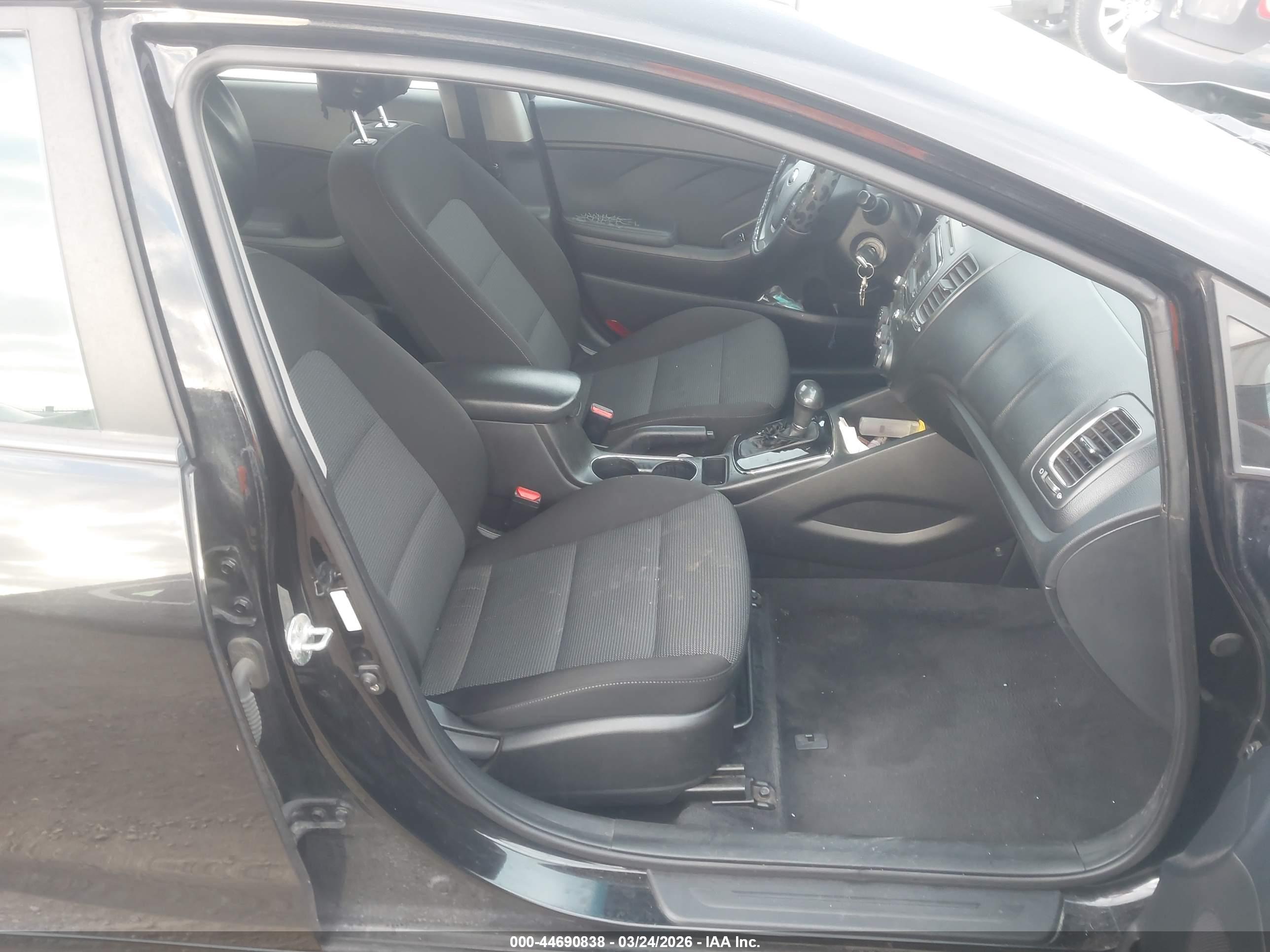 KIA FORTE image 5