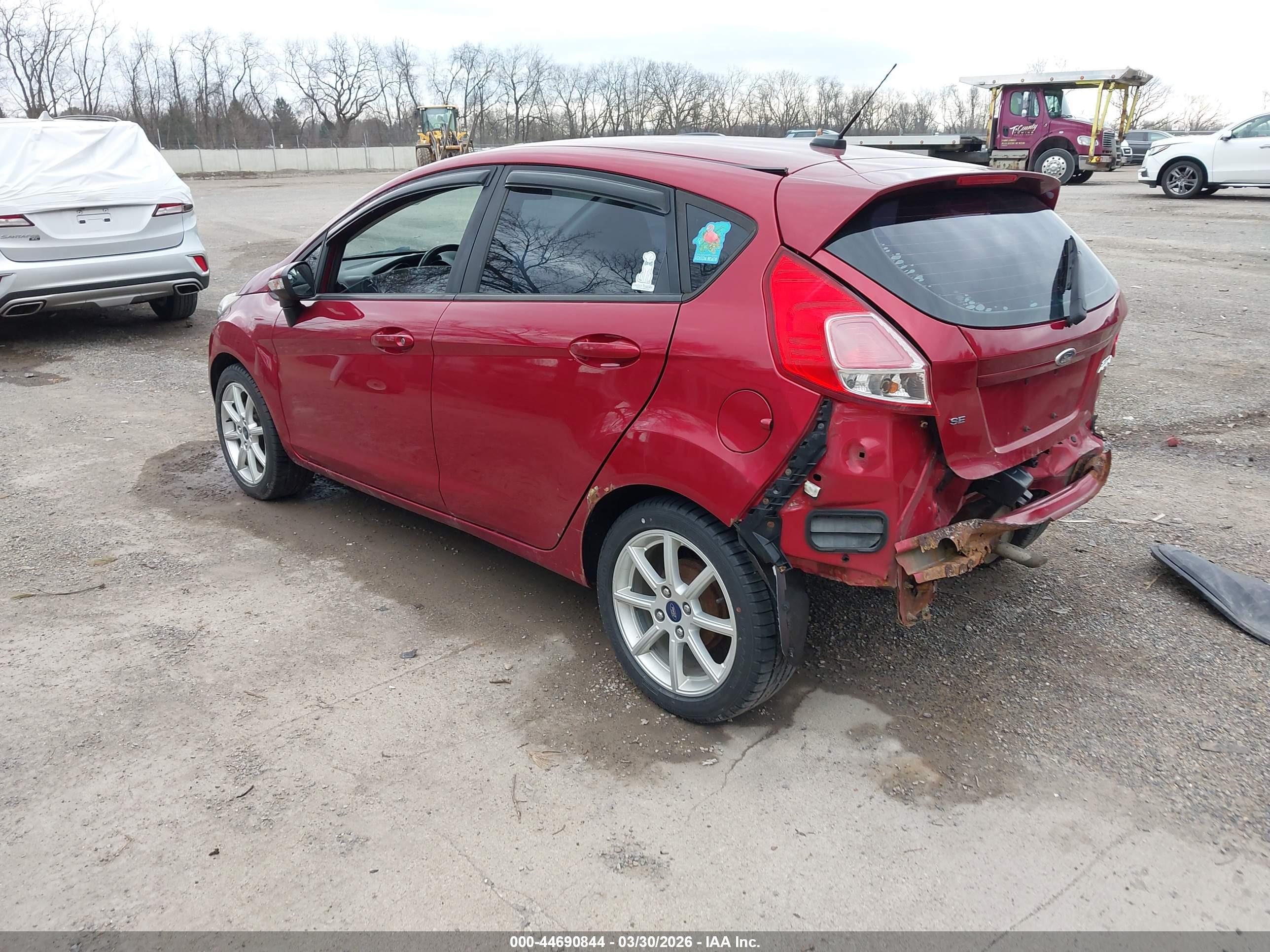 FORD FIESTA image 3