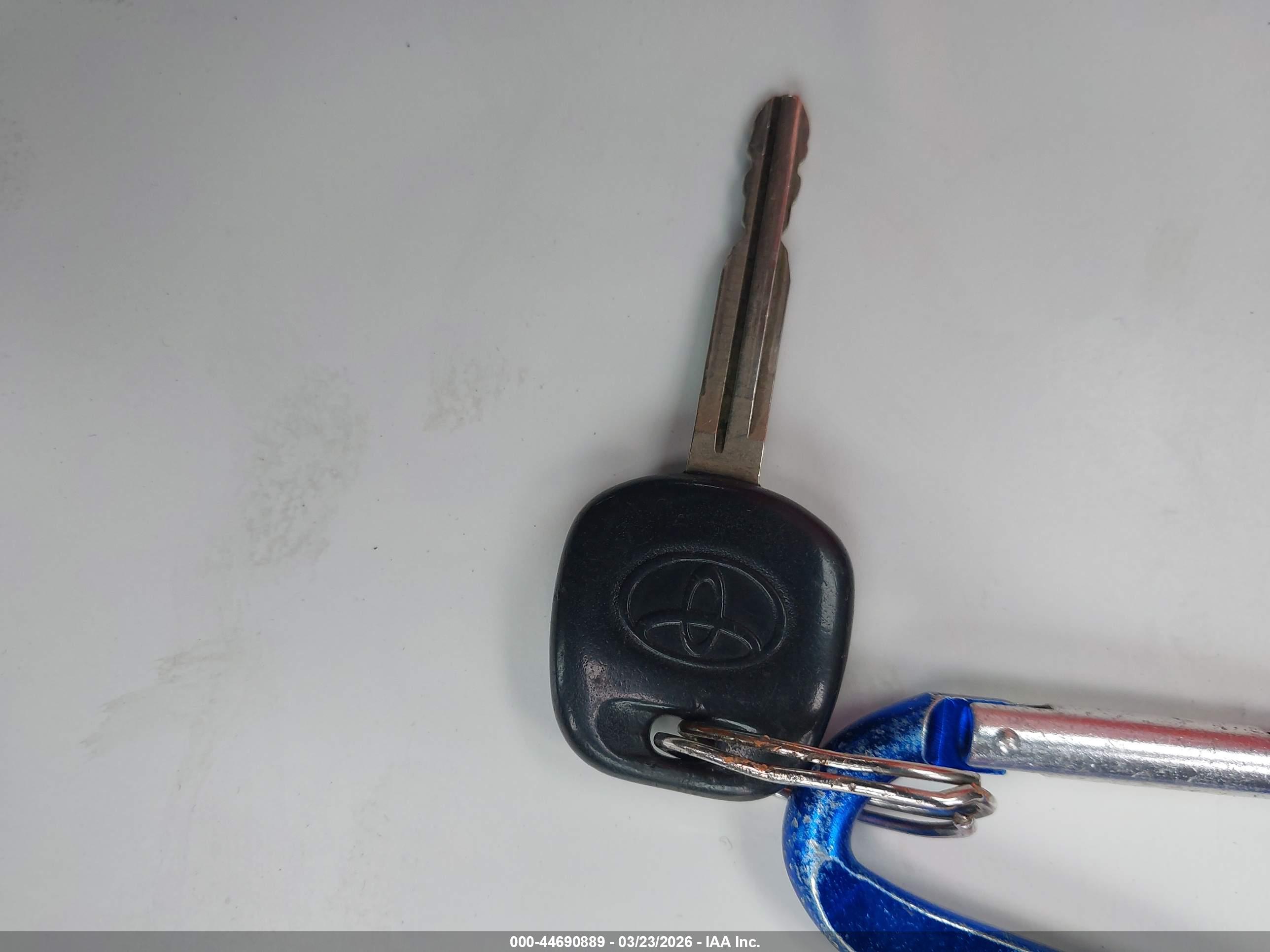 TOYOTA CAMRY image 11