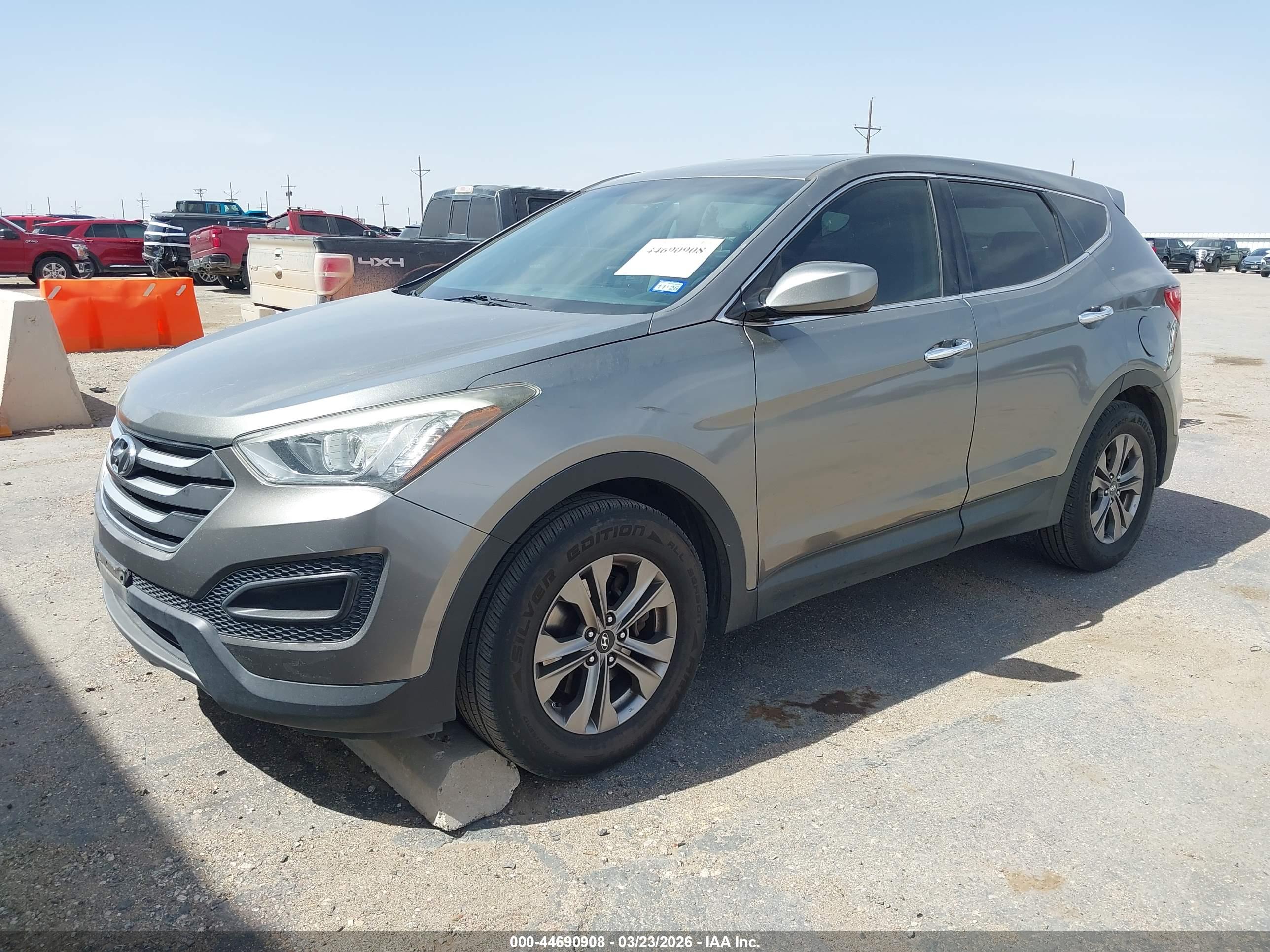 HYUNDAI SANTA image 2