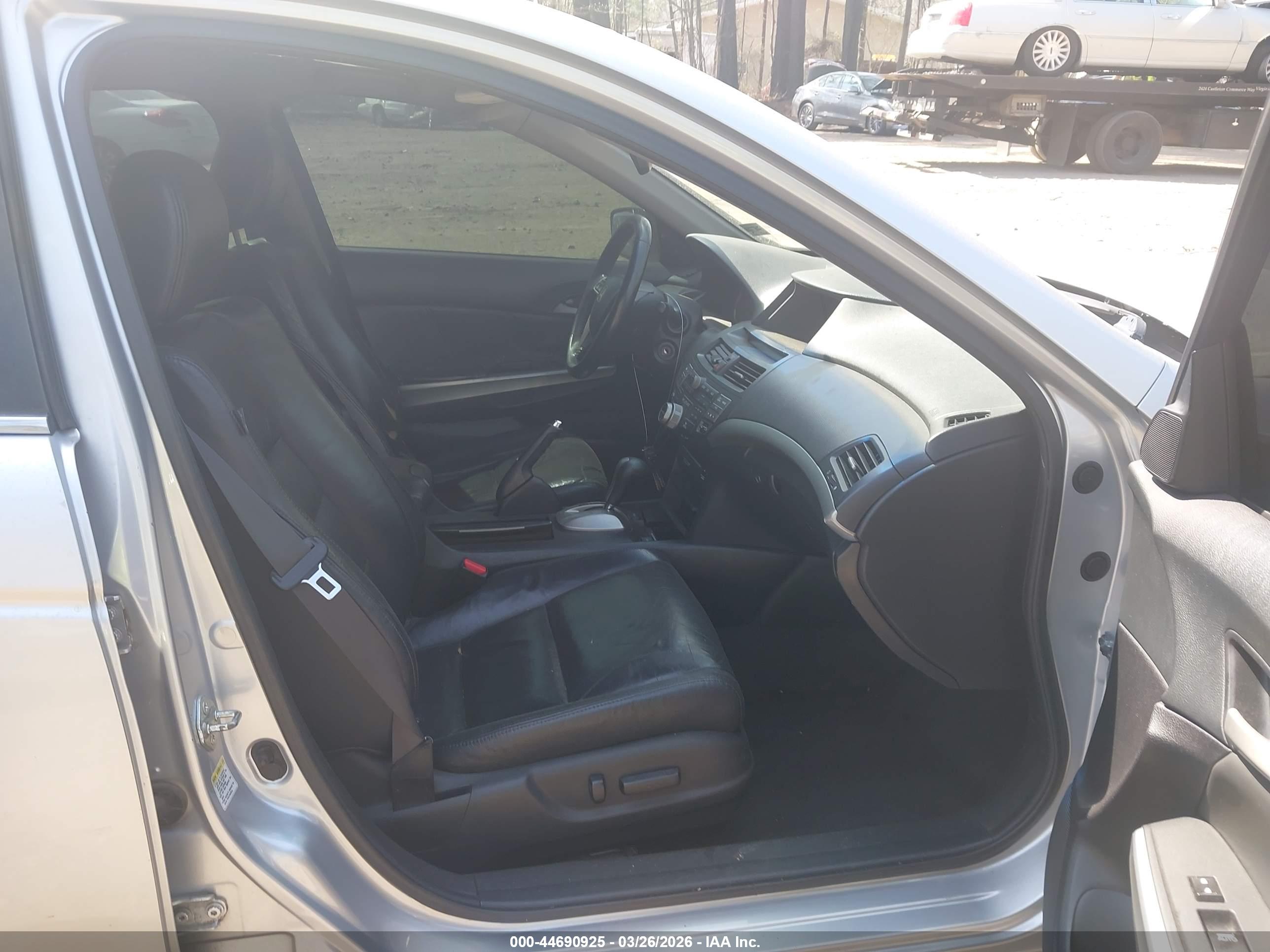 HONDA ACCORD image 5