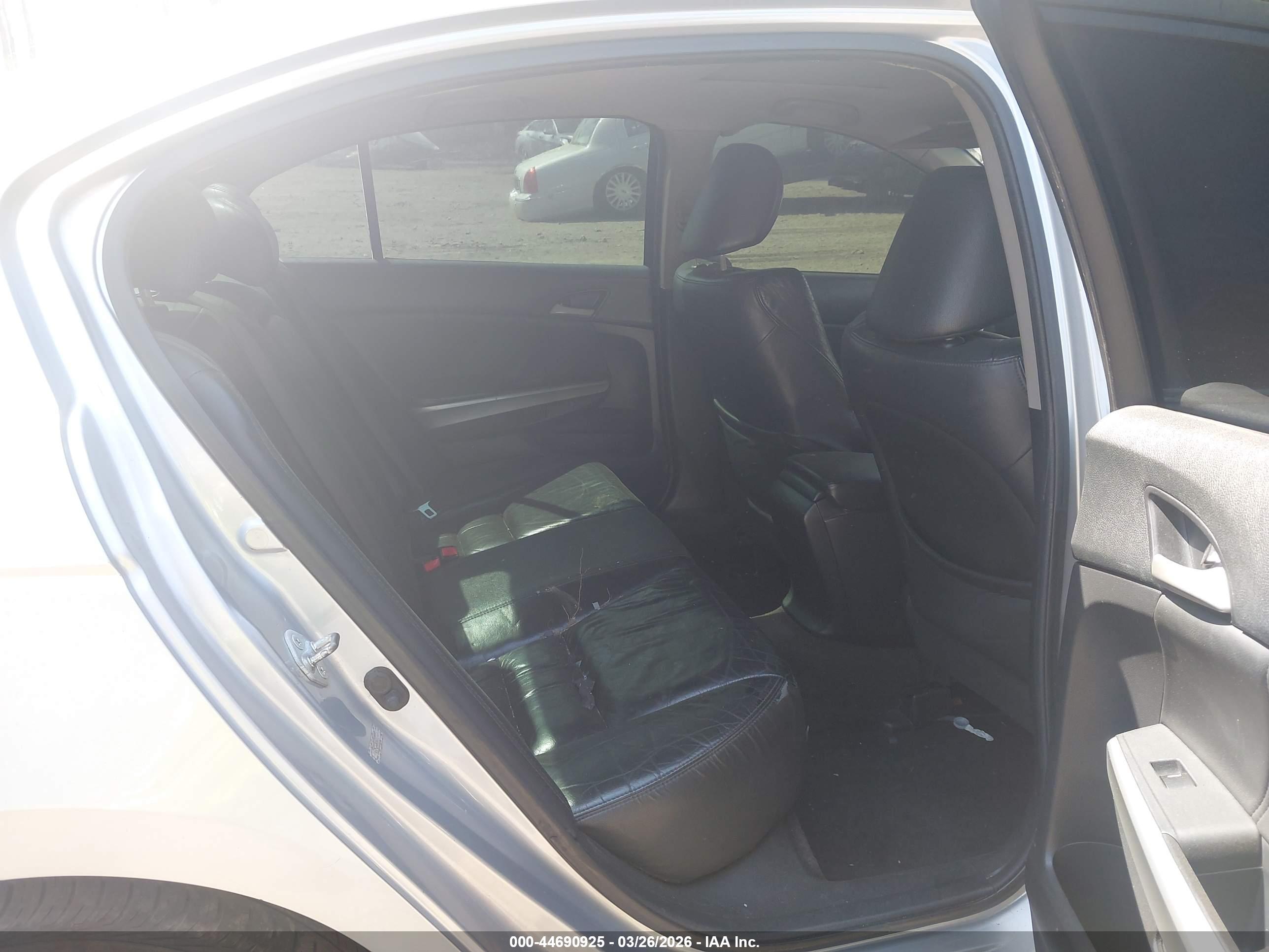 HONDA ACCORD image 8