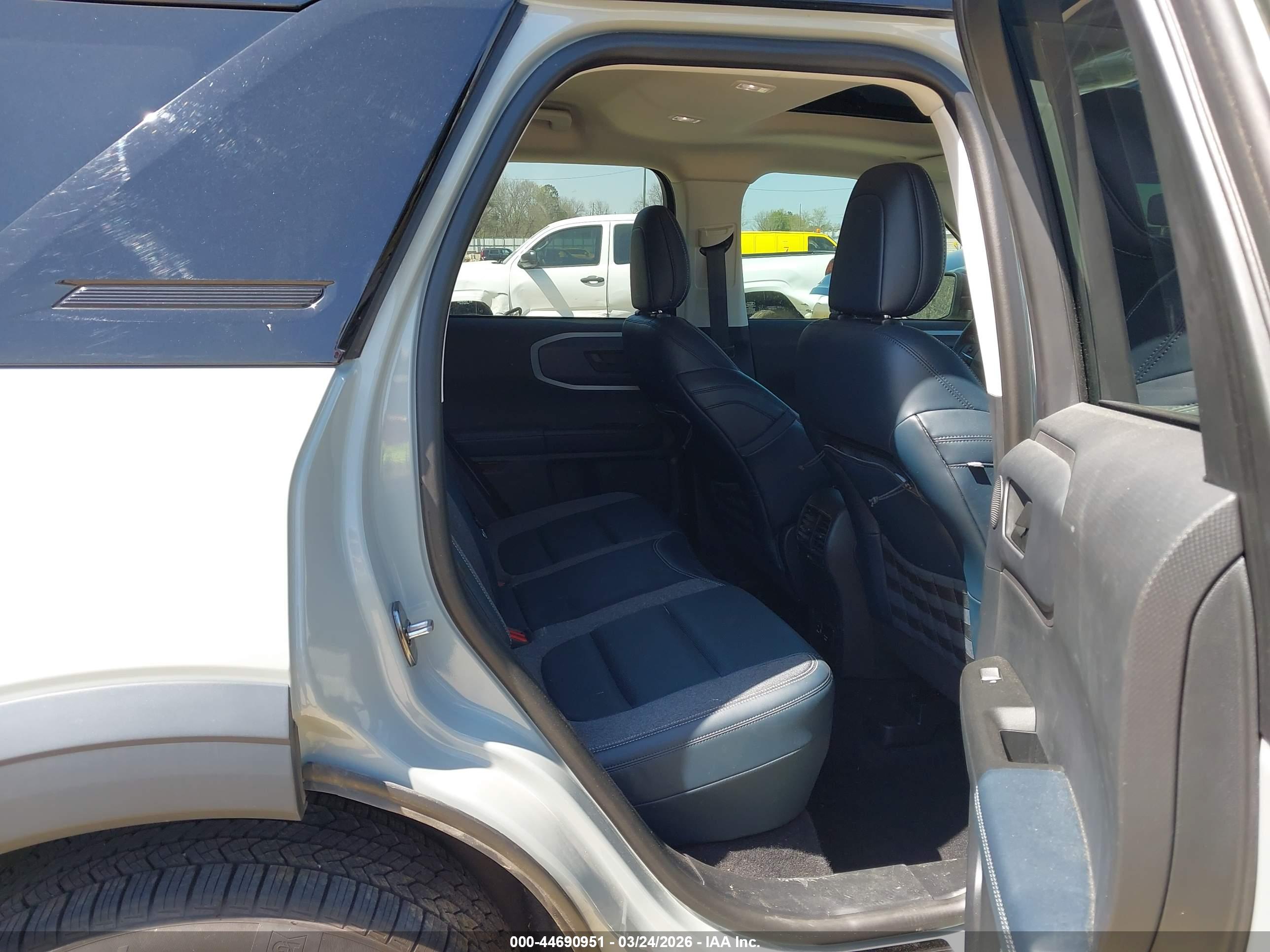 FORD BRONCO image 8