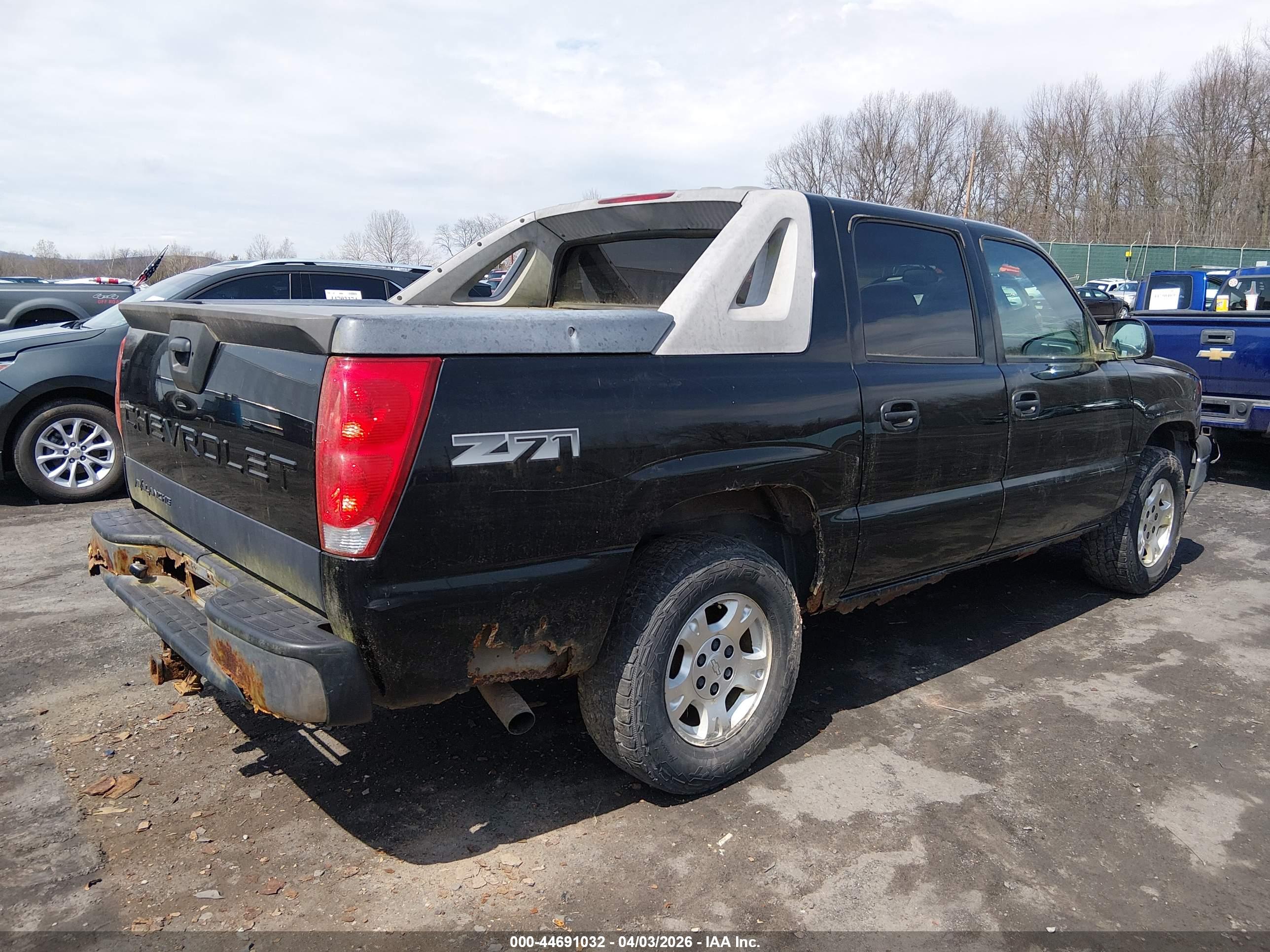 CHEVROLET AVALANCHE image 4