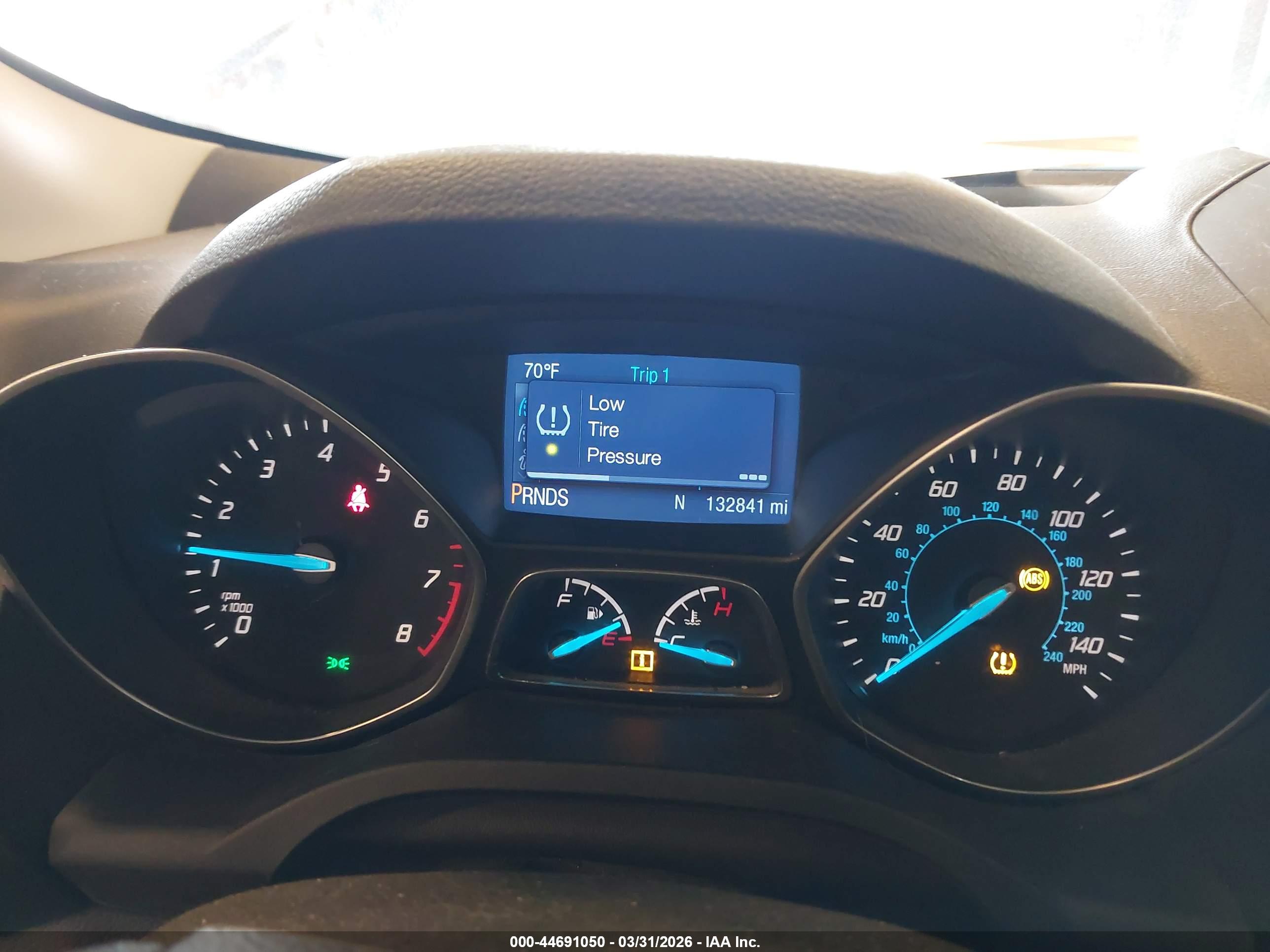 FORD ESCAPE image 7