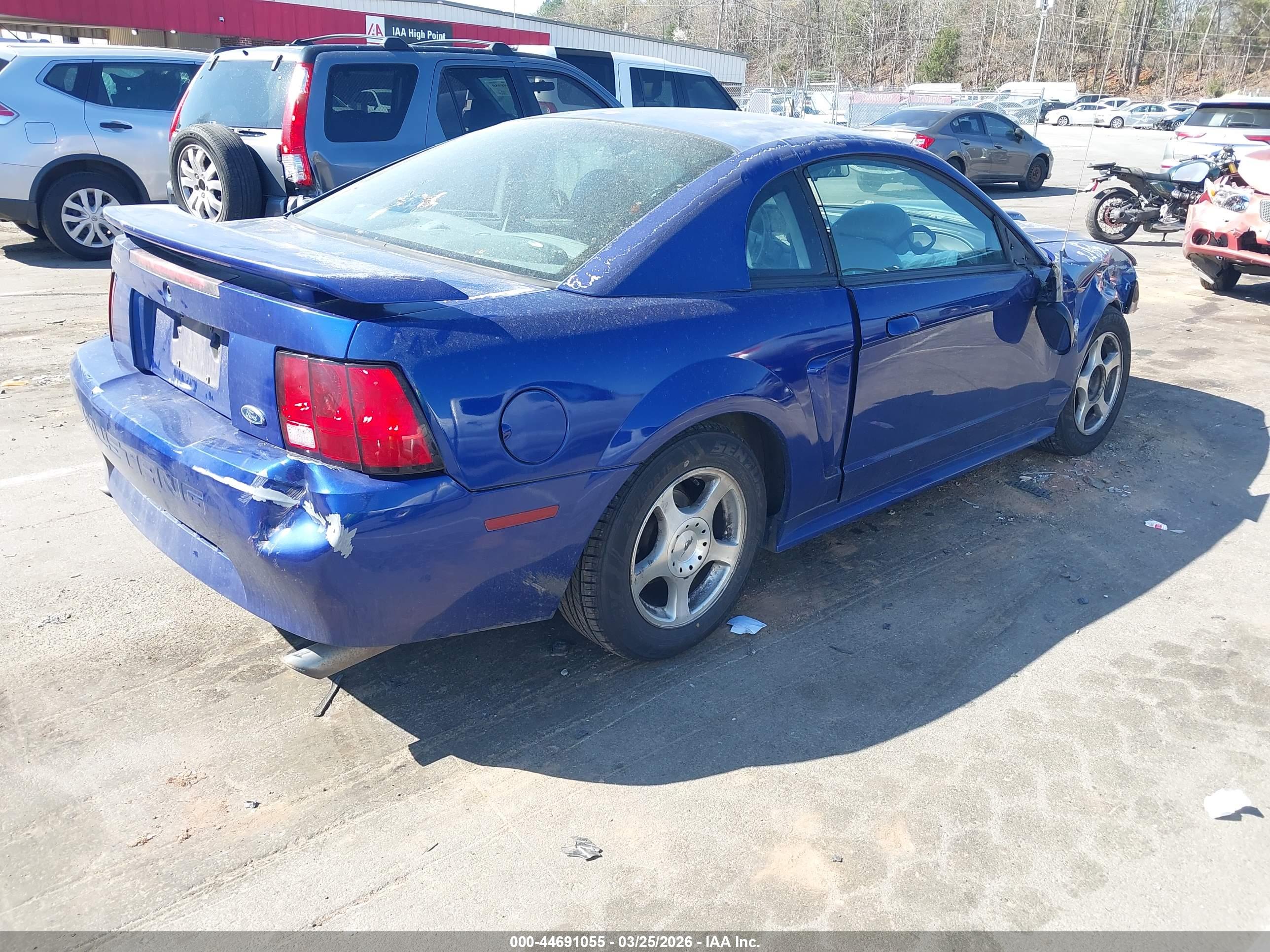 FORD MUSTANG image 4