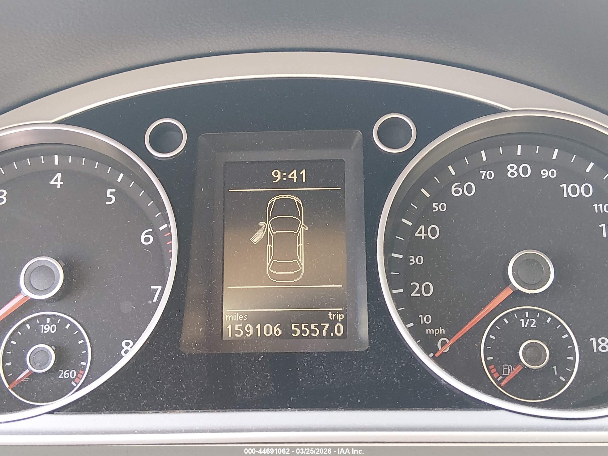 VOLKSWAGEN CC image 7
