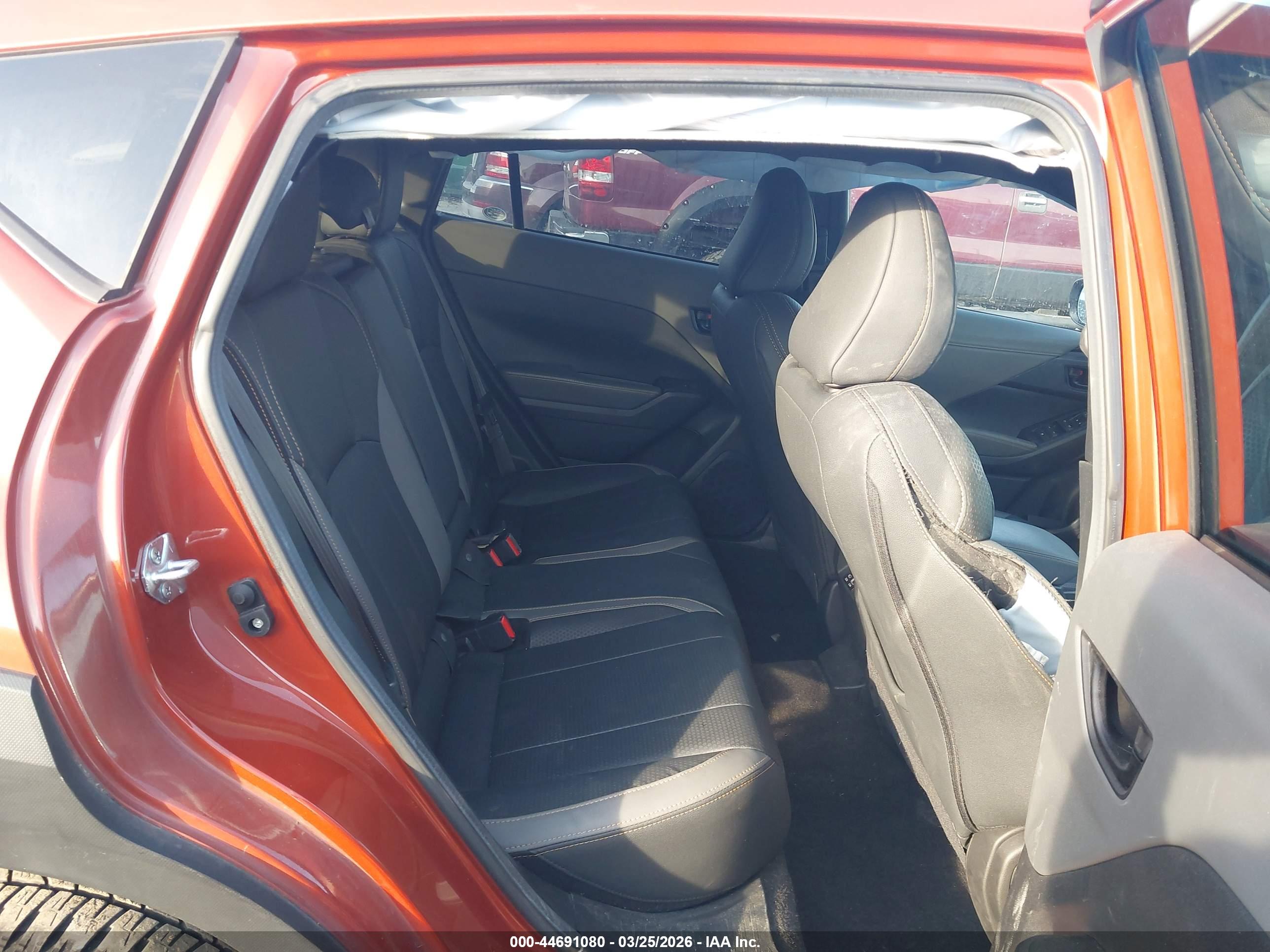 SUBARU CROSSTREK image 8