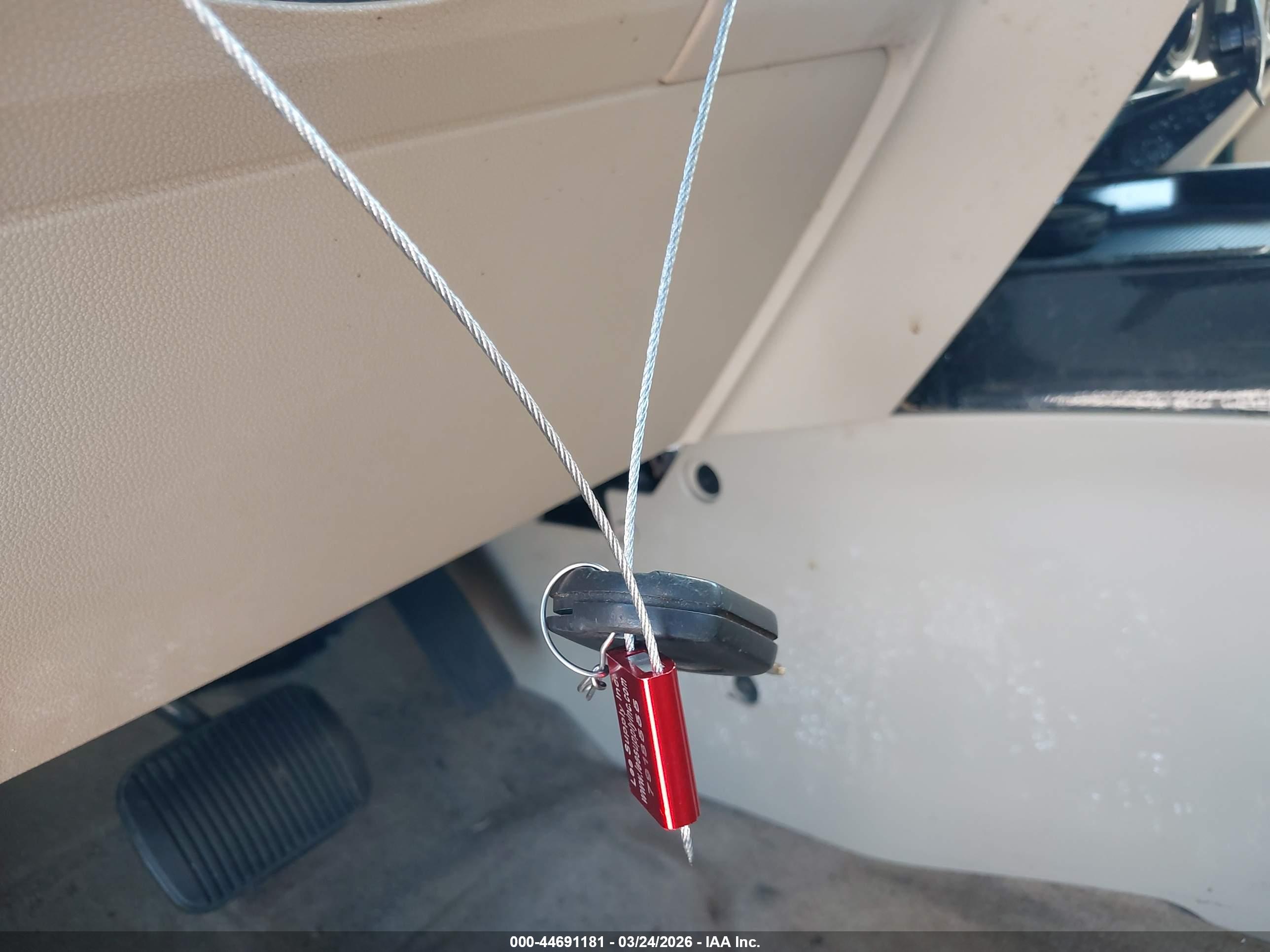 FORD ESCAPE image 11