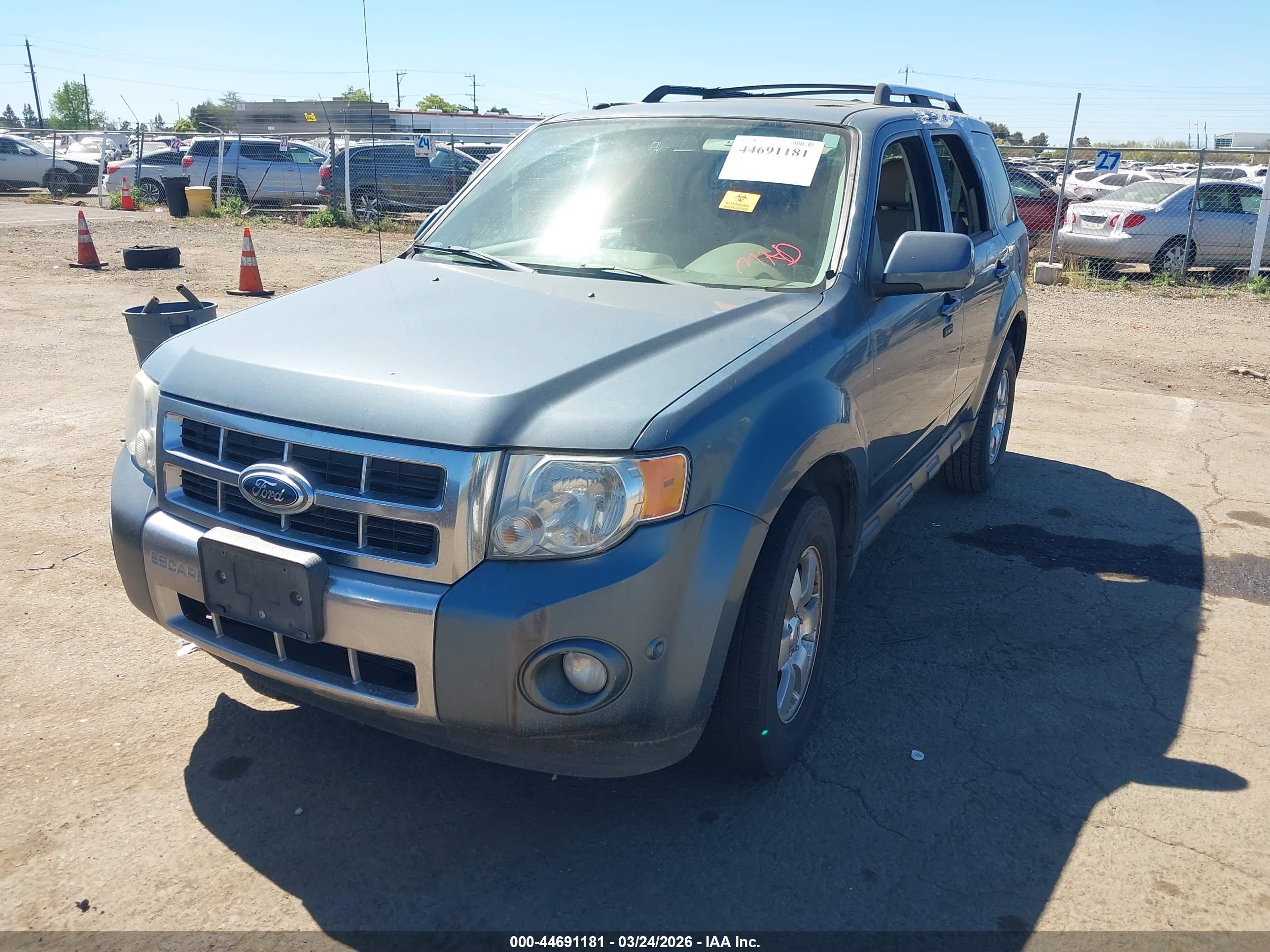 FORD ESCAPE image 2