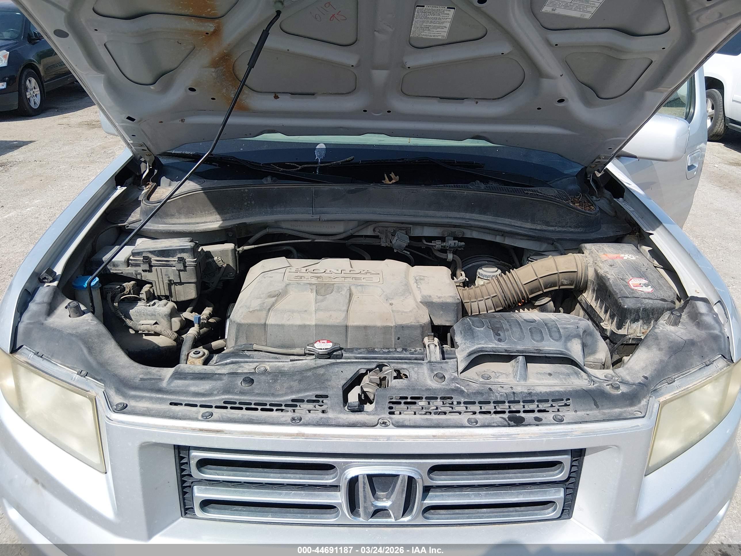 HONDA RIDGELINE image 10